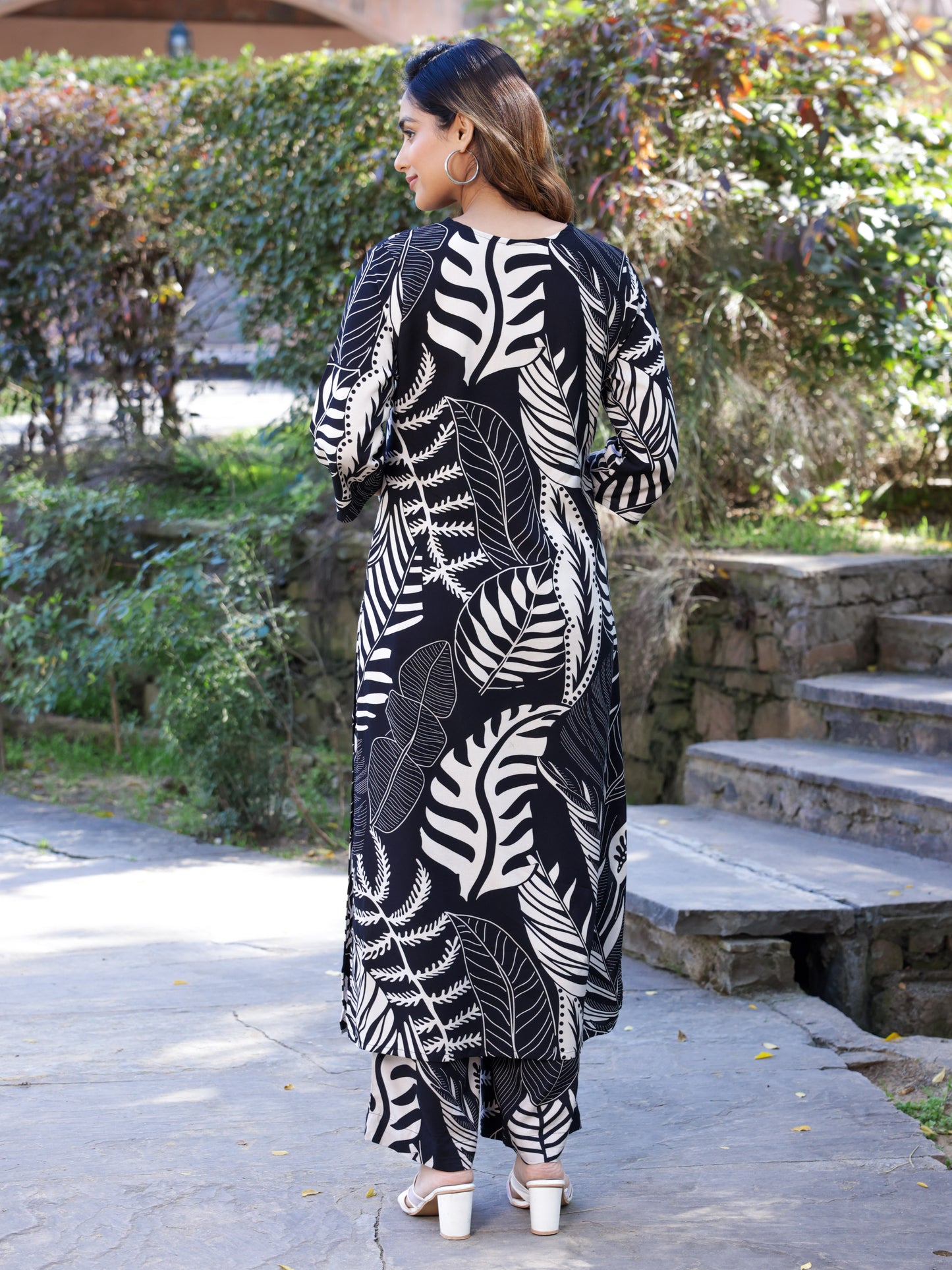 Viscose Foliage A-line Black Kurta