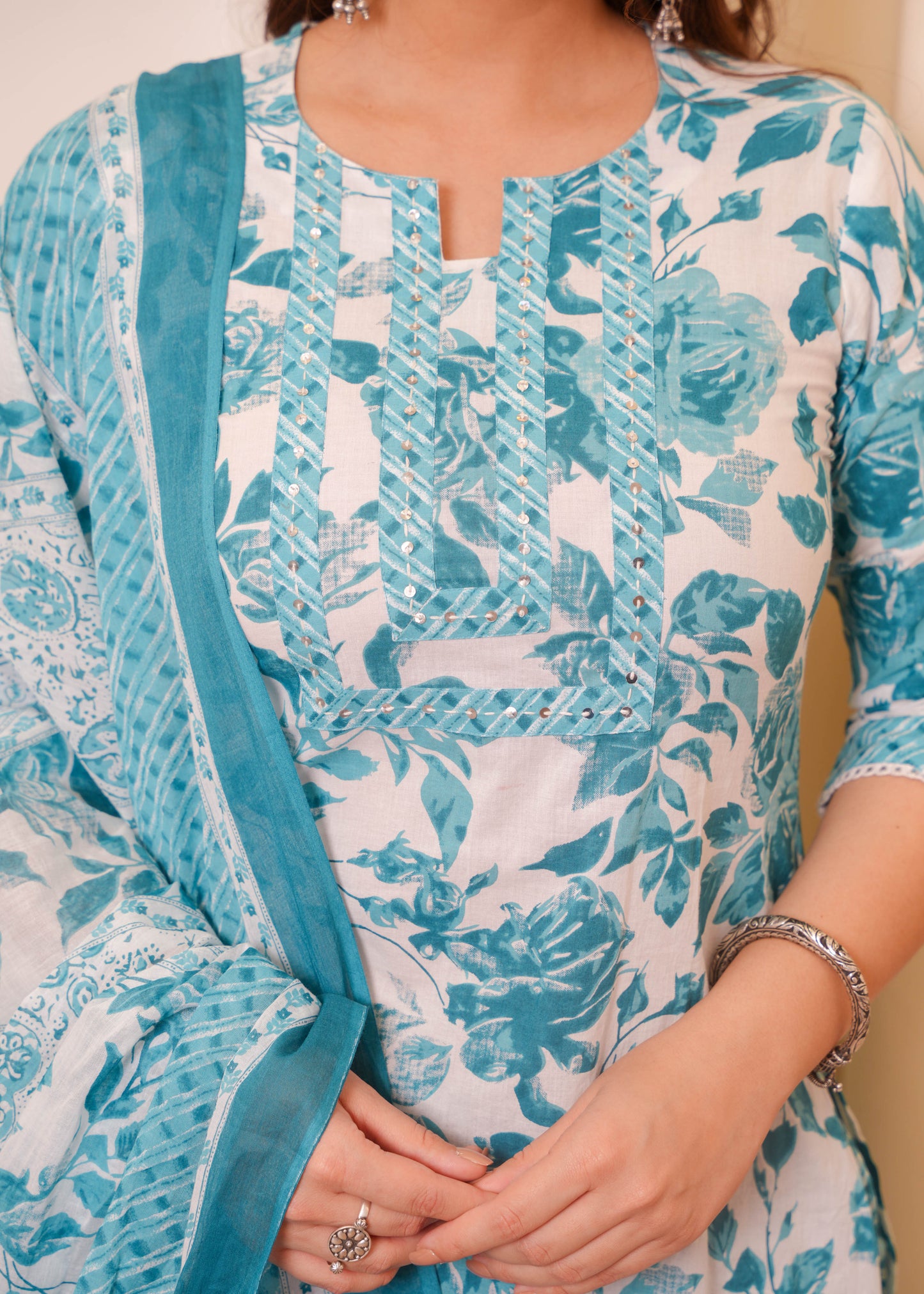 Embroidered Soft Cotton Floral Straight Blue Kurta