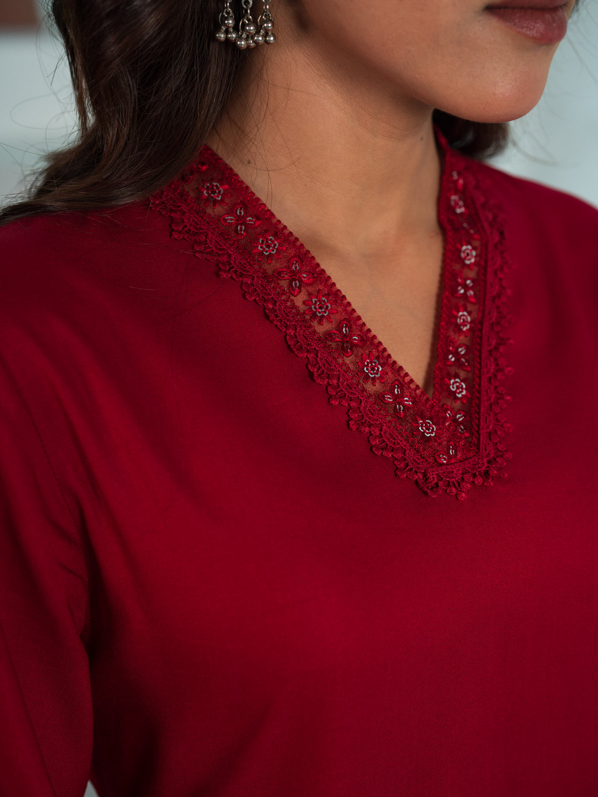 Embroidered Viscose Solid Straight Maroon Kurta