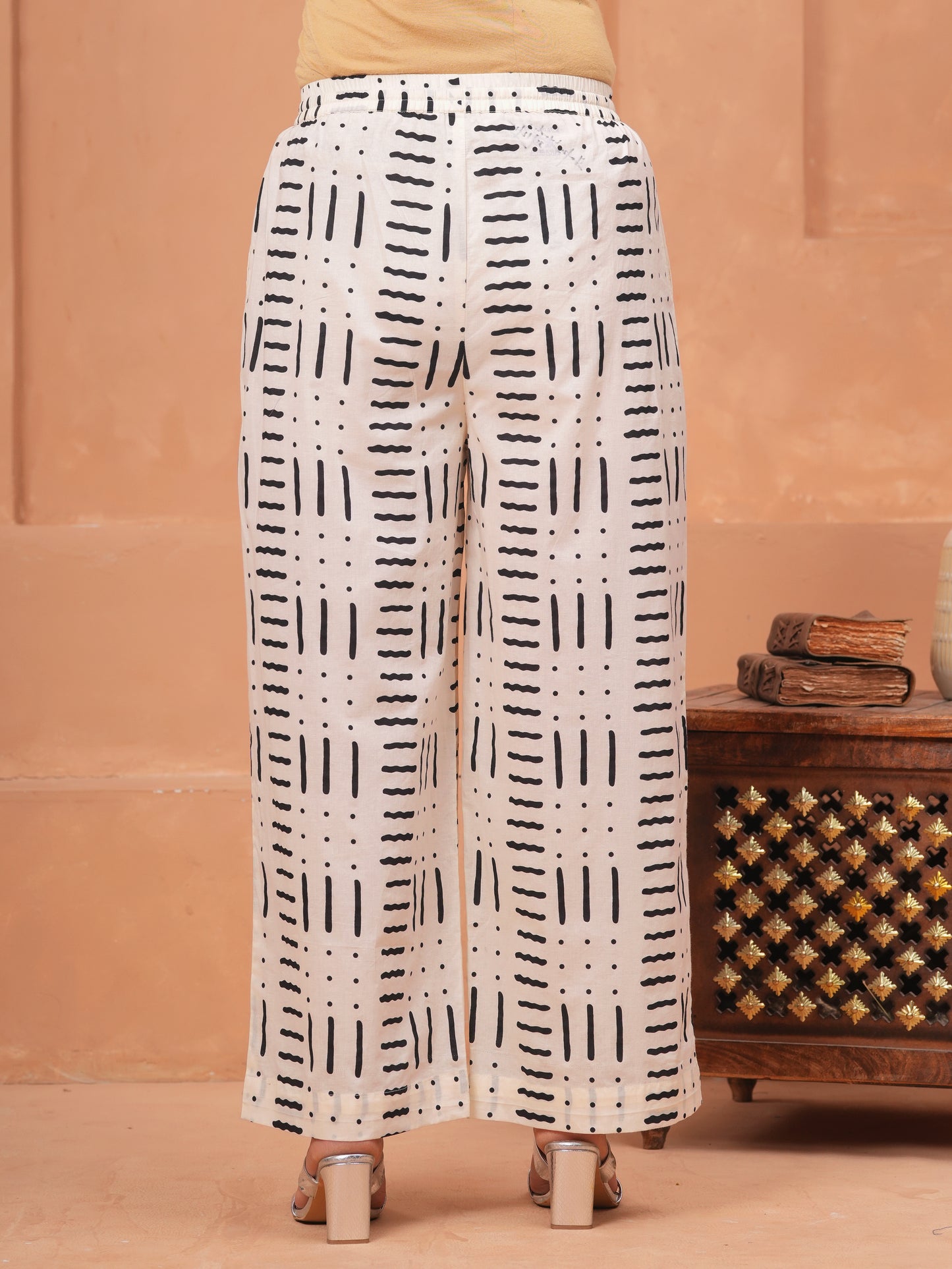 Soft Cotton Geometric Off White Palazzo