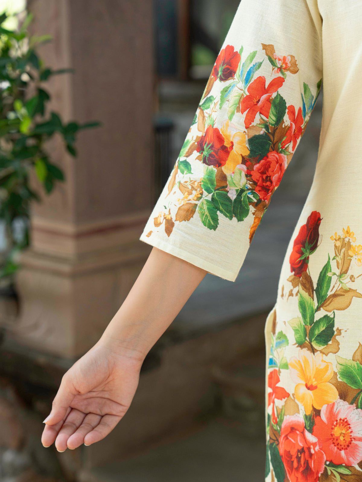 Linen Cotton Placement Print Straight Yellow Kurta