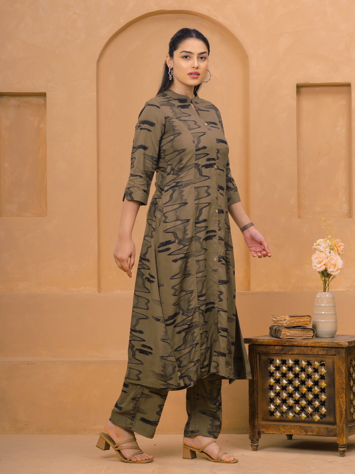 Viscose Abstract Flared Beige Kurta