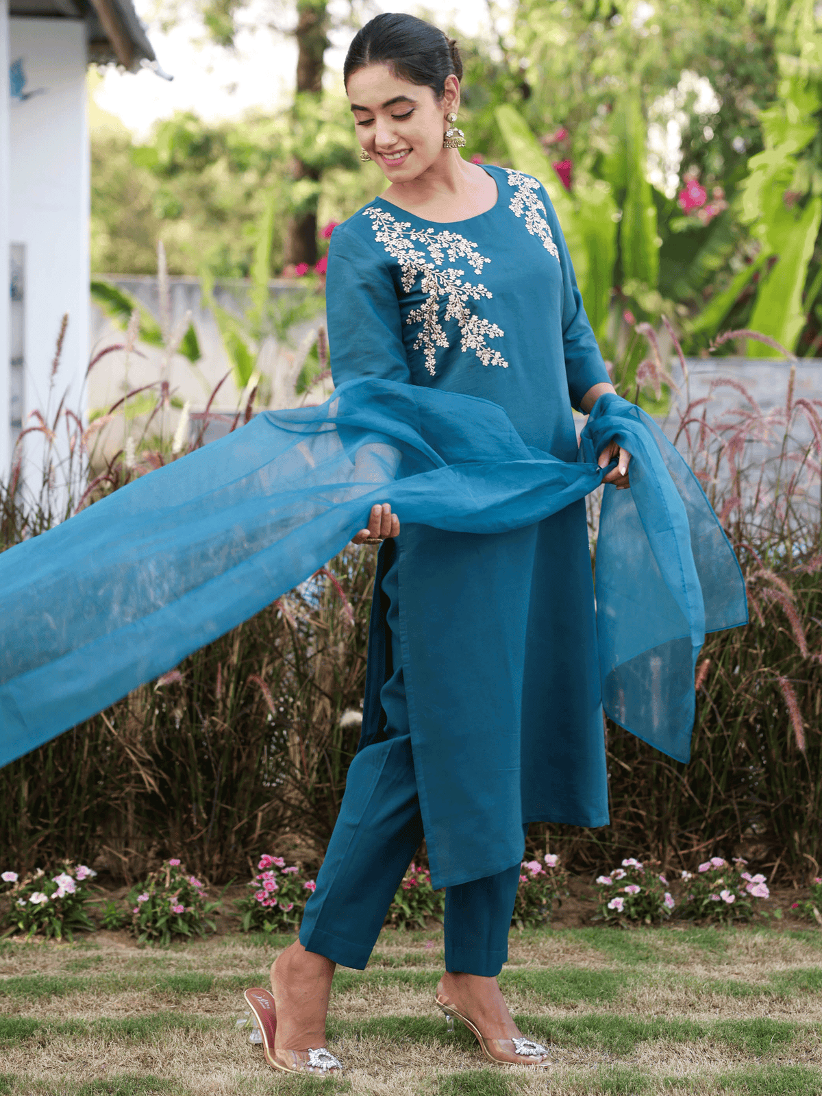 Embroidered Chanderi Solid Straight Teal Kurta