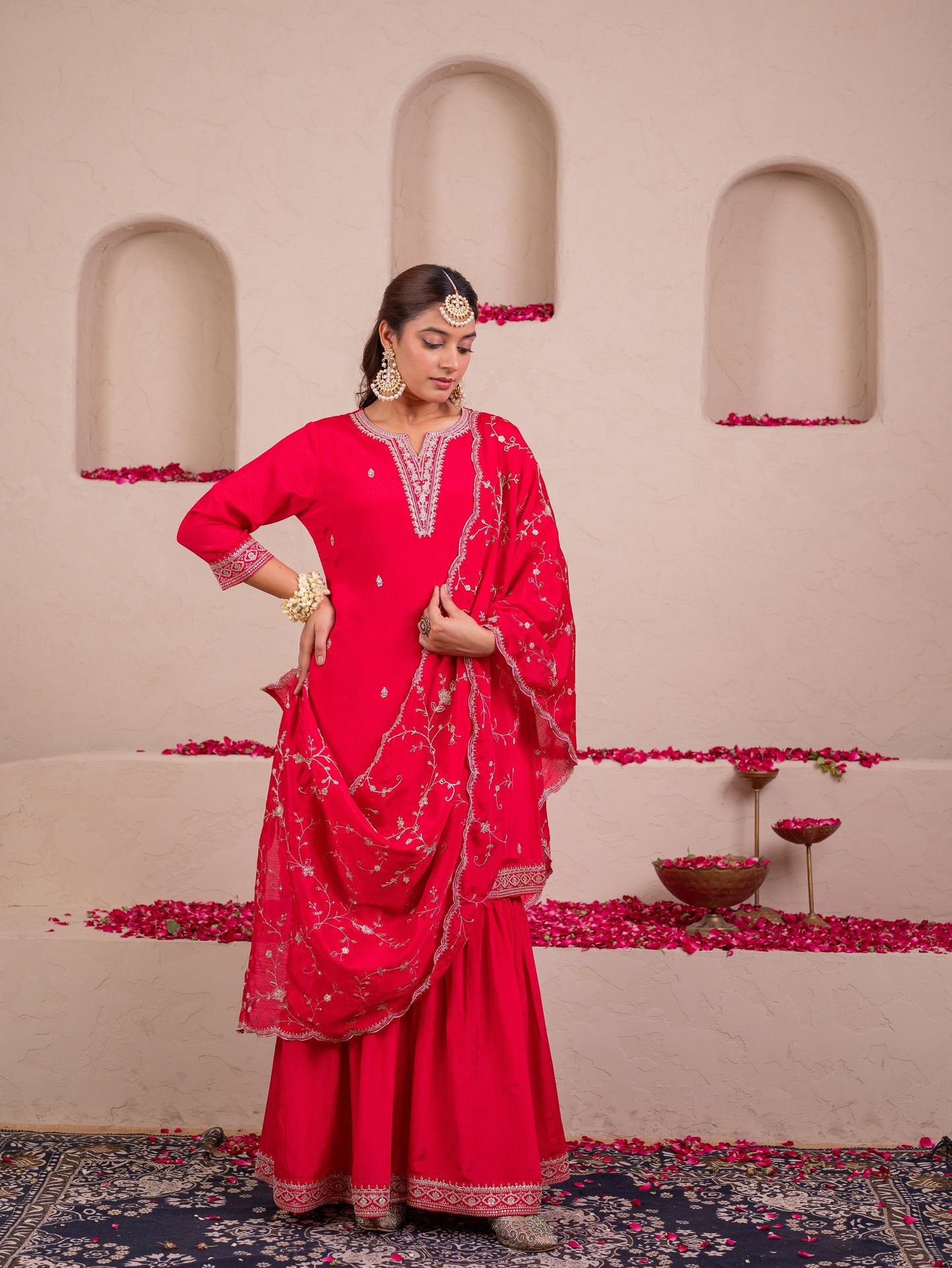 Embroidered Blended silk Solid Red Dupatta