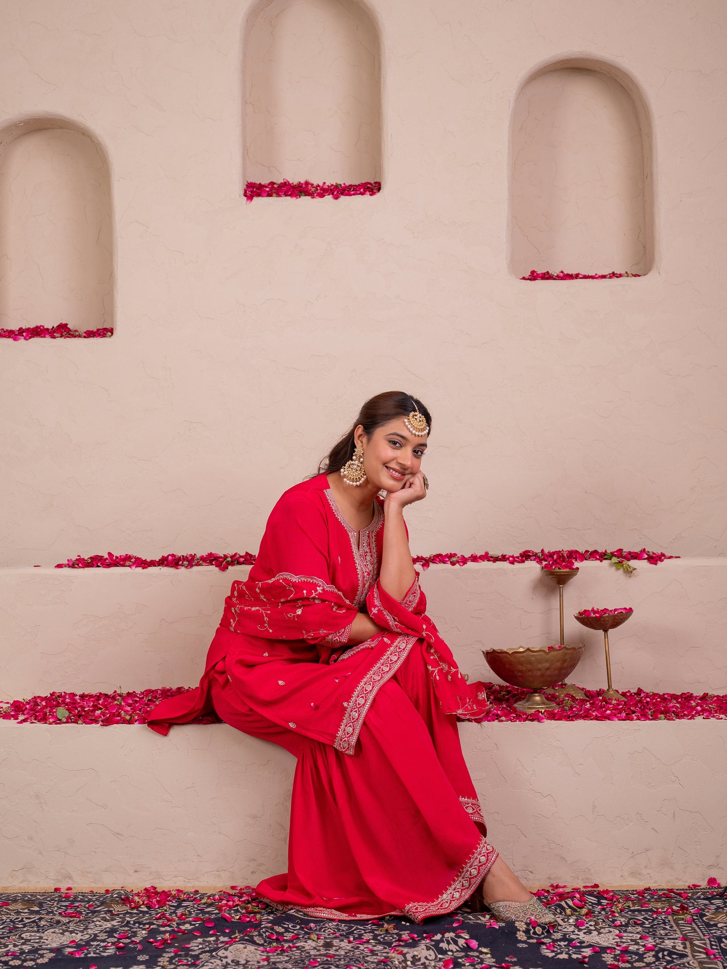 Embroidered Blended silk Solid Straight Red Kurta