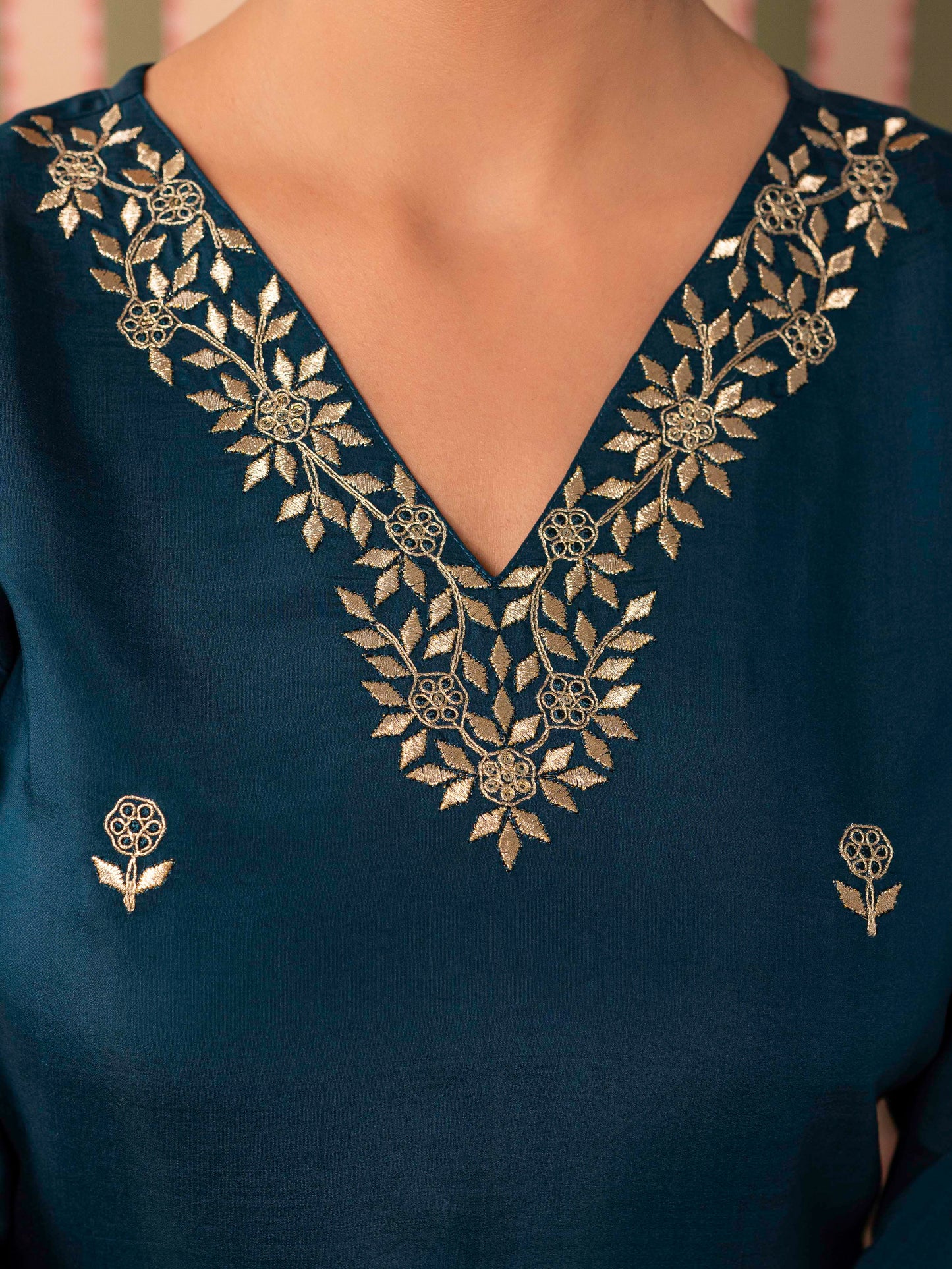 Embroidered Chanderi Solid Straight Blue Kurta
