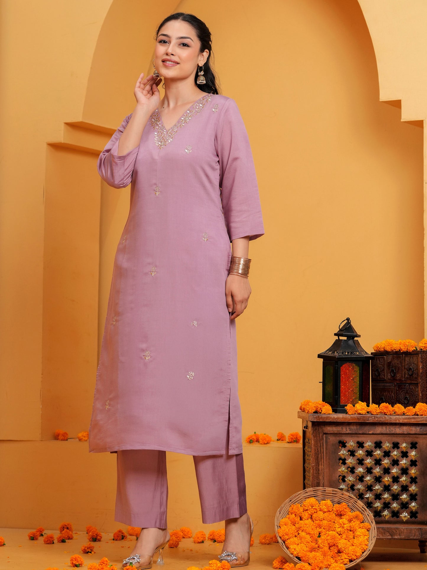 Embroidered Chanderi Solid Straight Dusty Pink Kurta