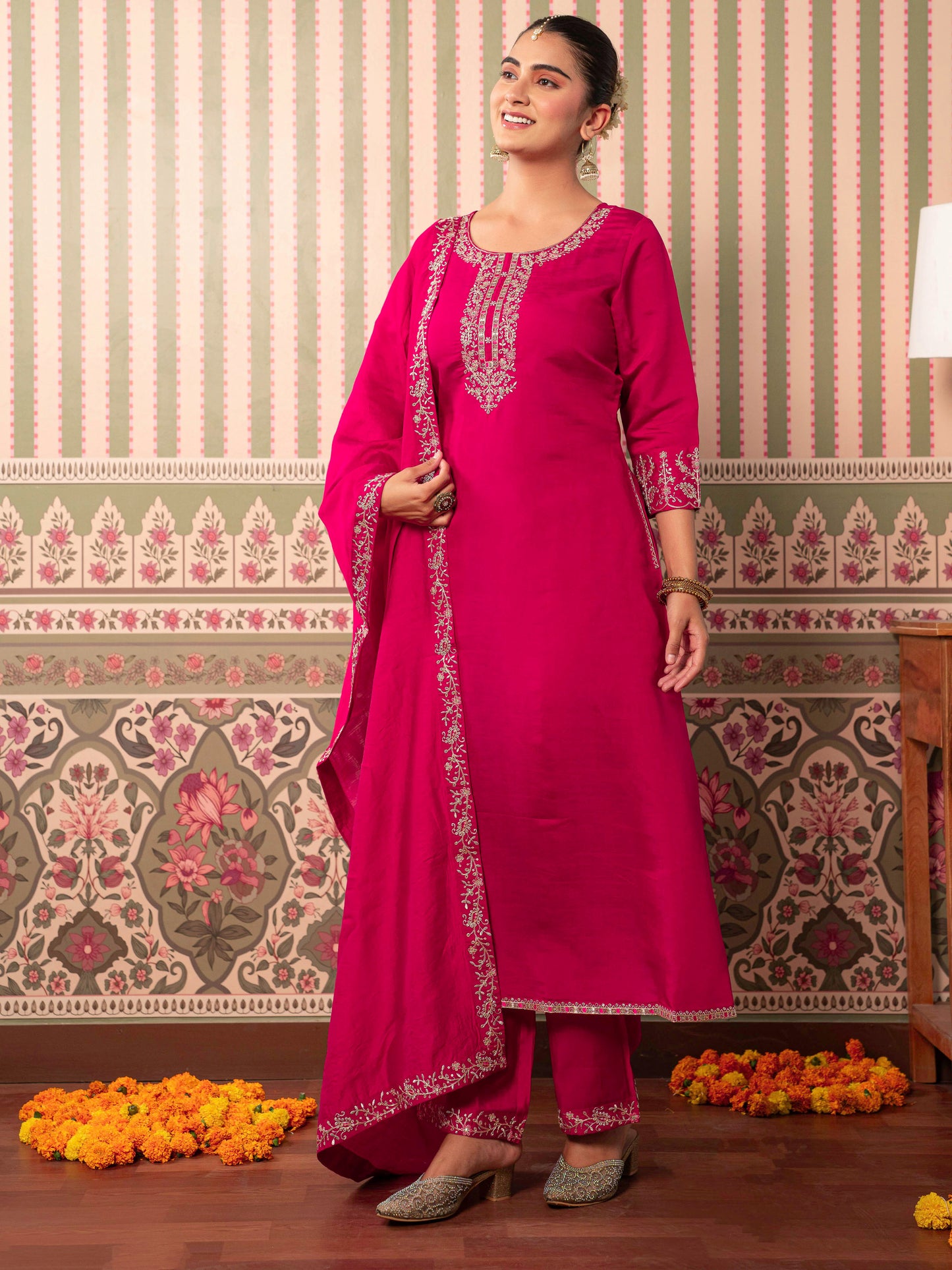 Embroidered Chanderi Solid Fuchsia Dupatta