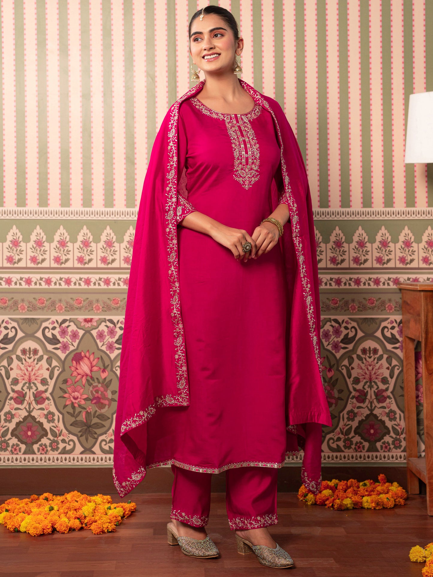 Embroidered Chanderi Solid Straight Fuchsia Kurta