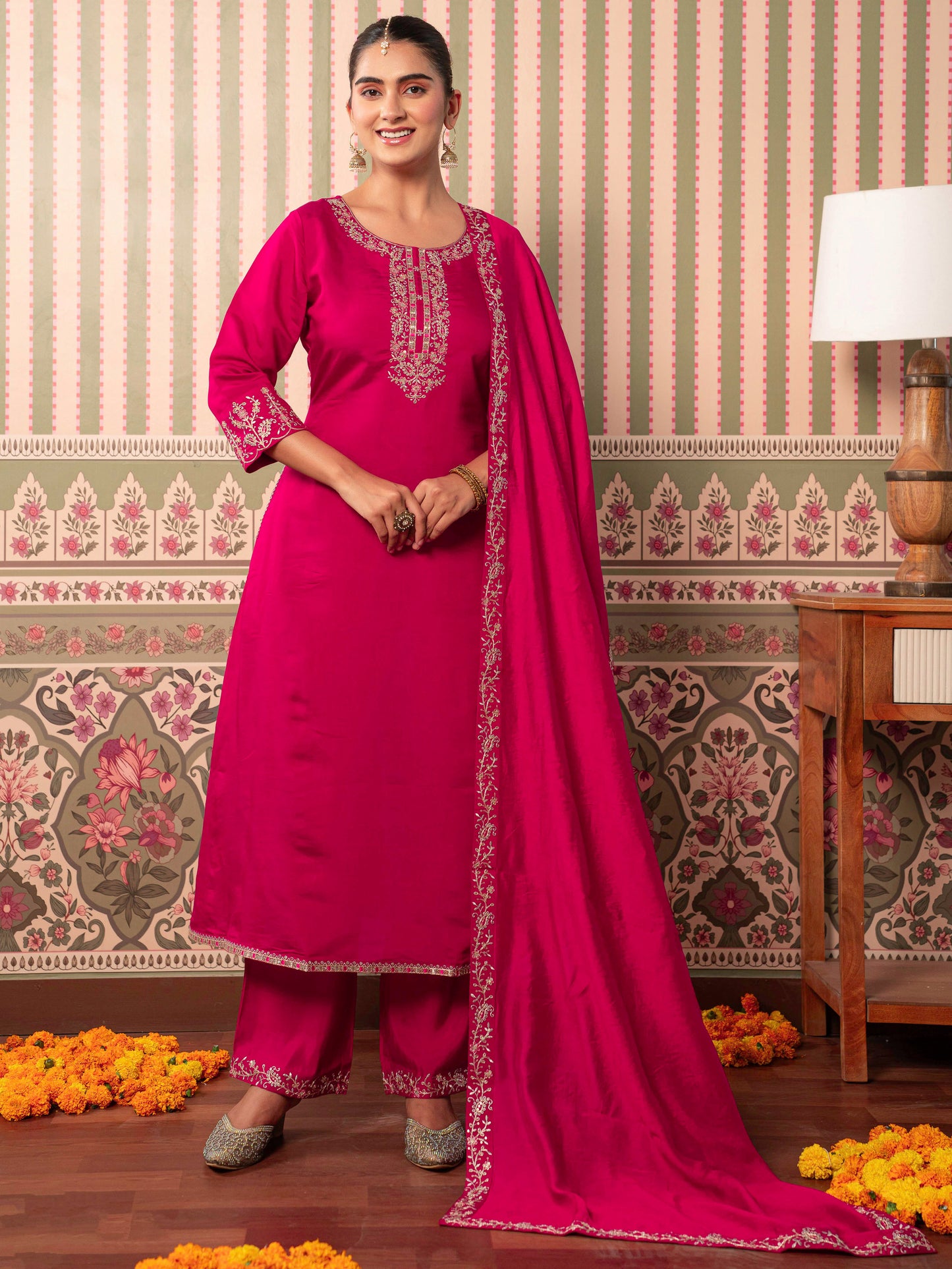 Embroidered Chanderi Solid Straight Fuchsia Kurta