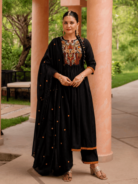 Embroidered Blended silk Solid Black Dupatta