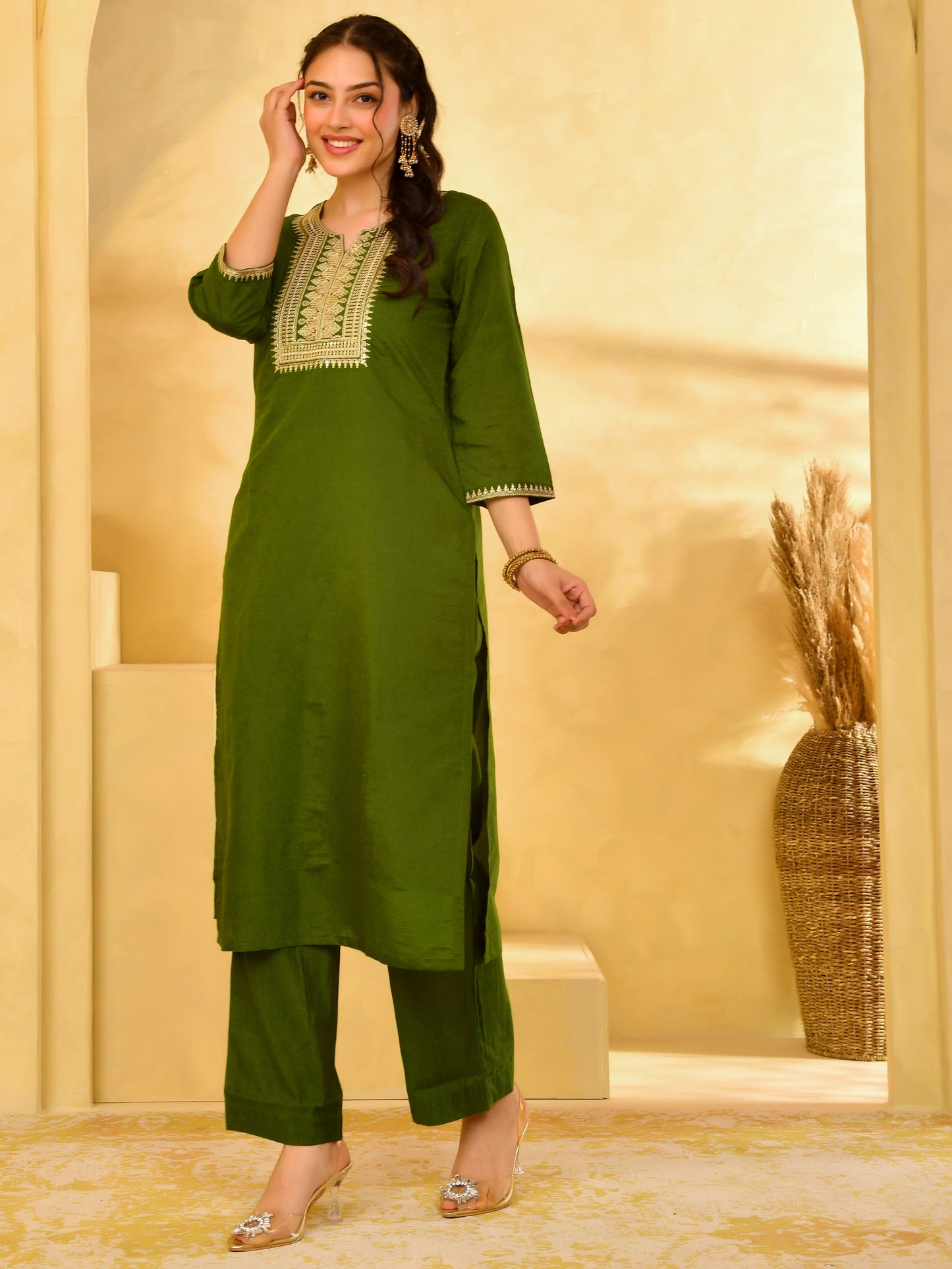 Embroidered Chanderi Solid Straight Green Kurta