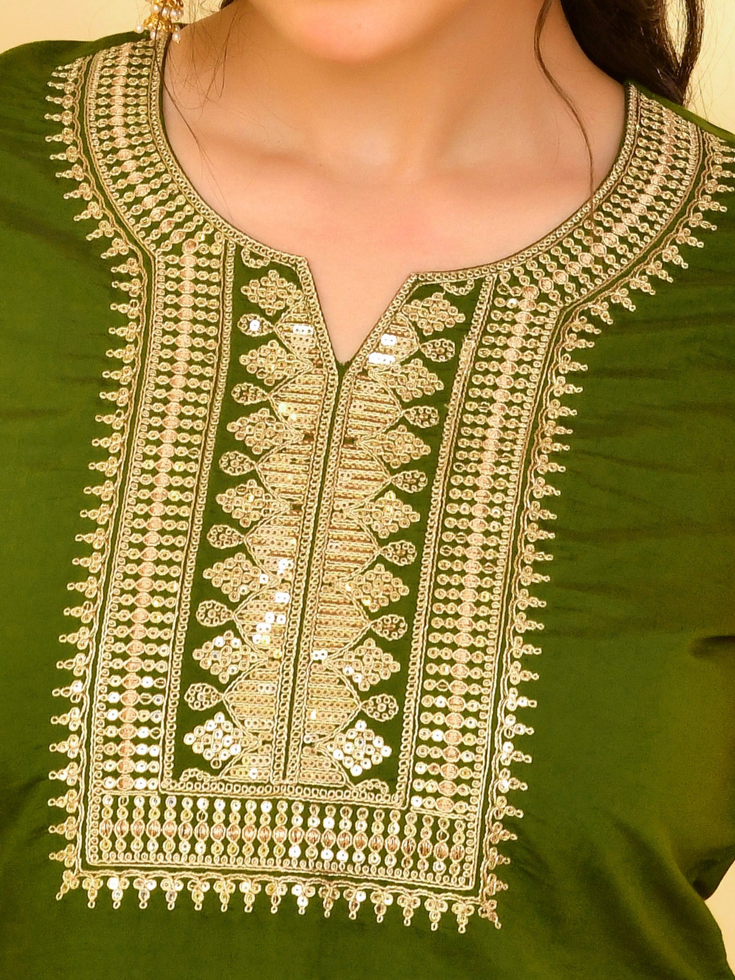 Embroidered Chanderi Solid Straight Green Kurta