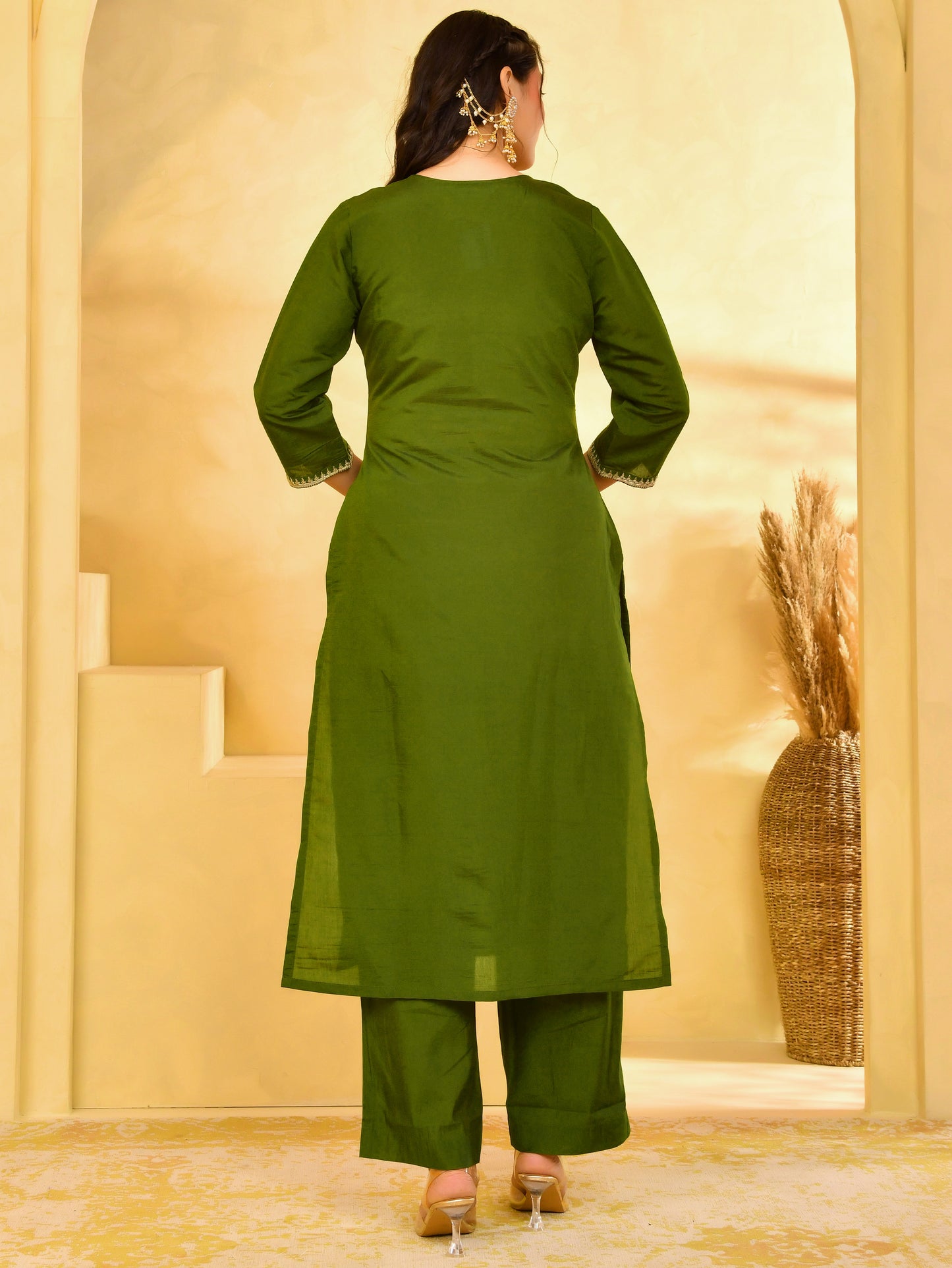 Embroidered Chanderi Solid Straight Green Kurta