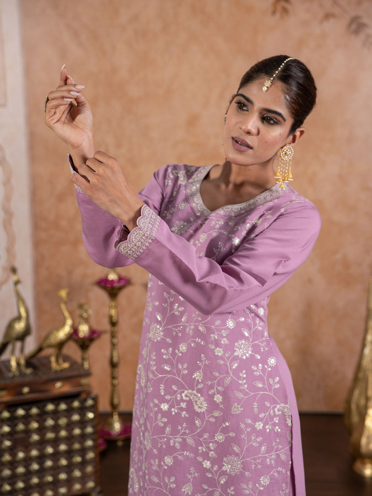 Embroidered Chanderi Solid Straight Lavender Kurta