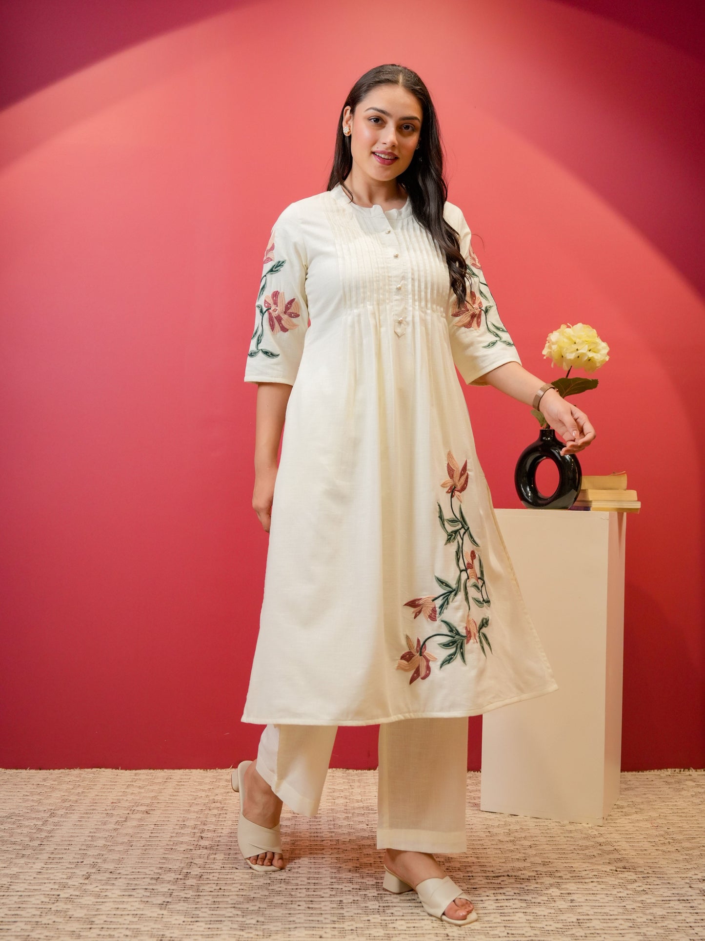 Embroidered Slub cotton Solid Straight Off White Kurta