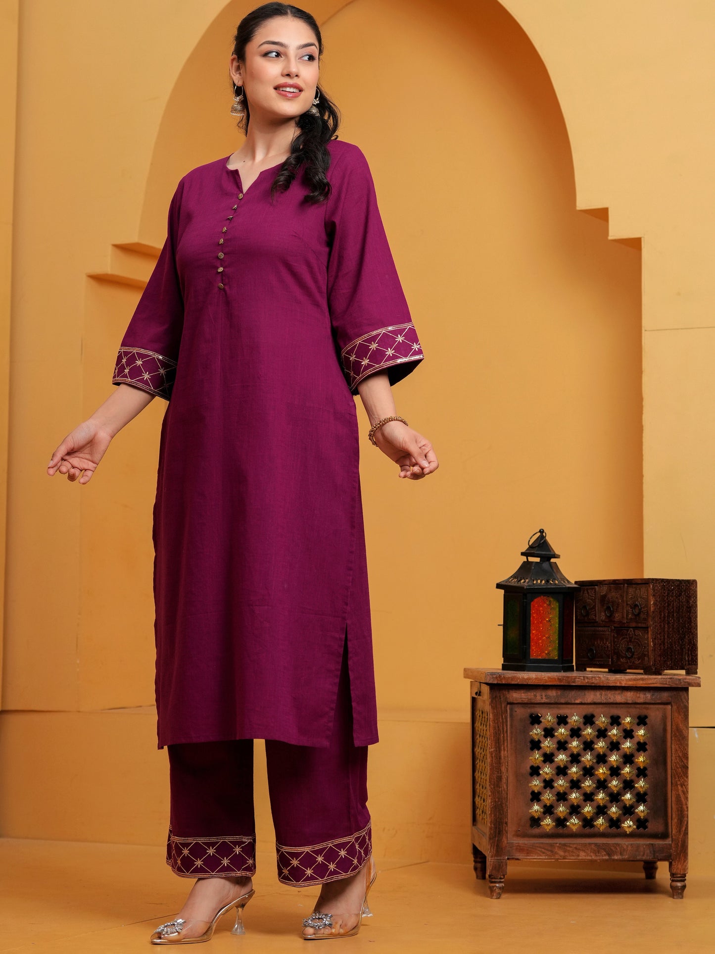 Embroidered Slub cotton Solid Straight Wine Kurta