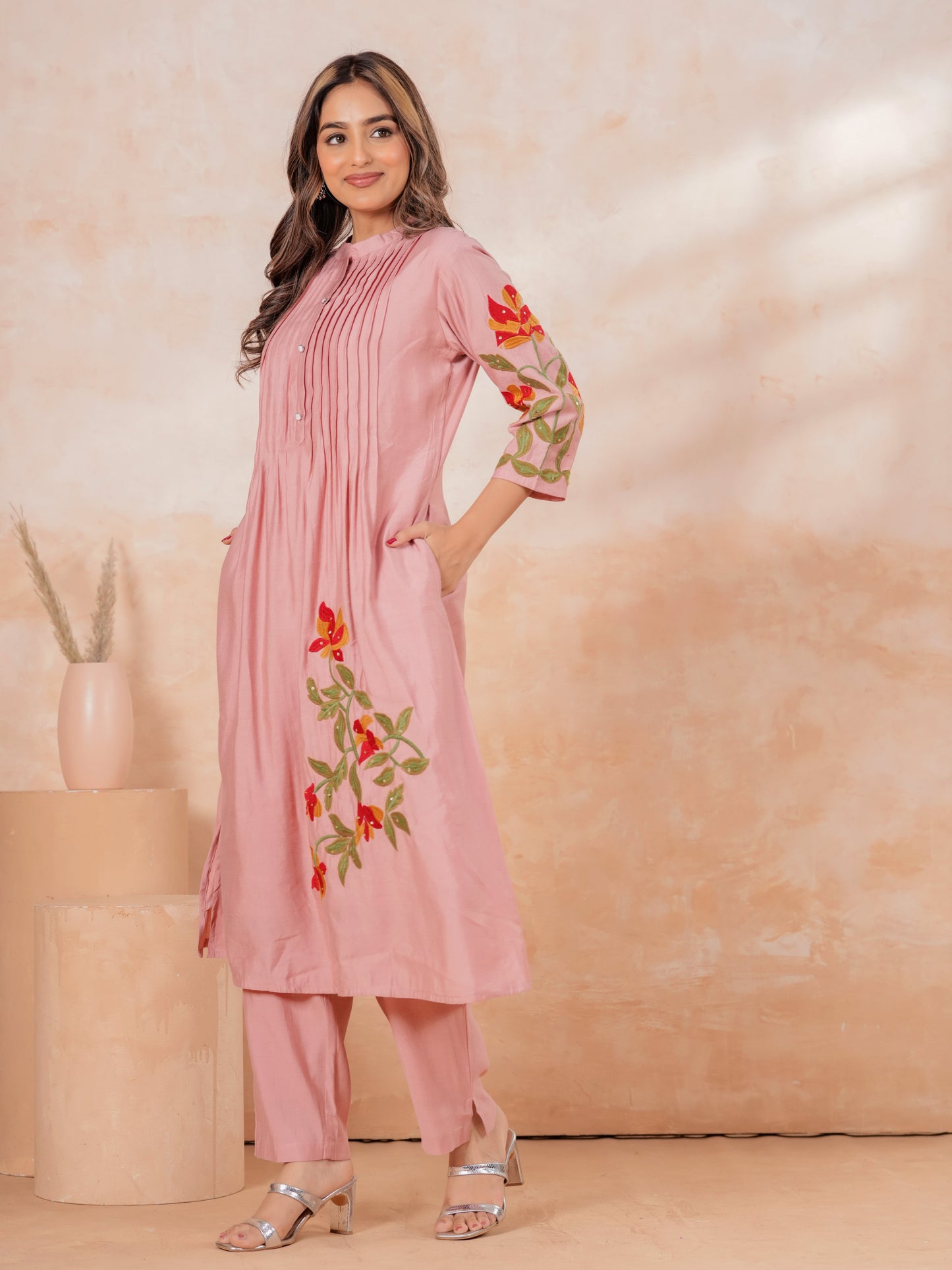 Embroidered Soft Cotton Solid Flared Pink Kurta