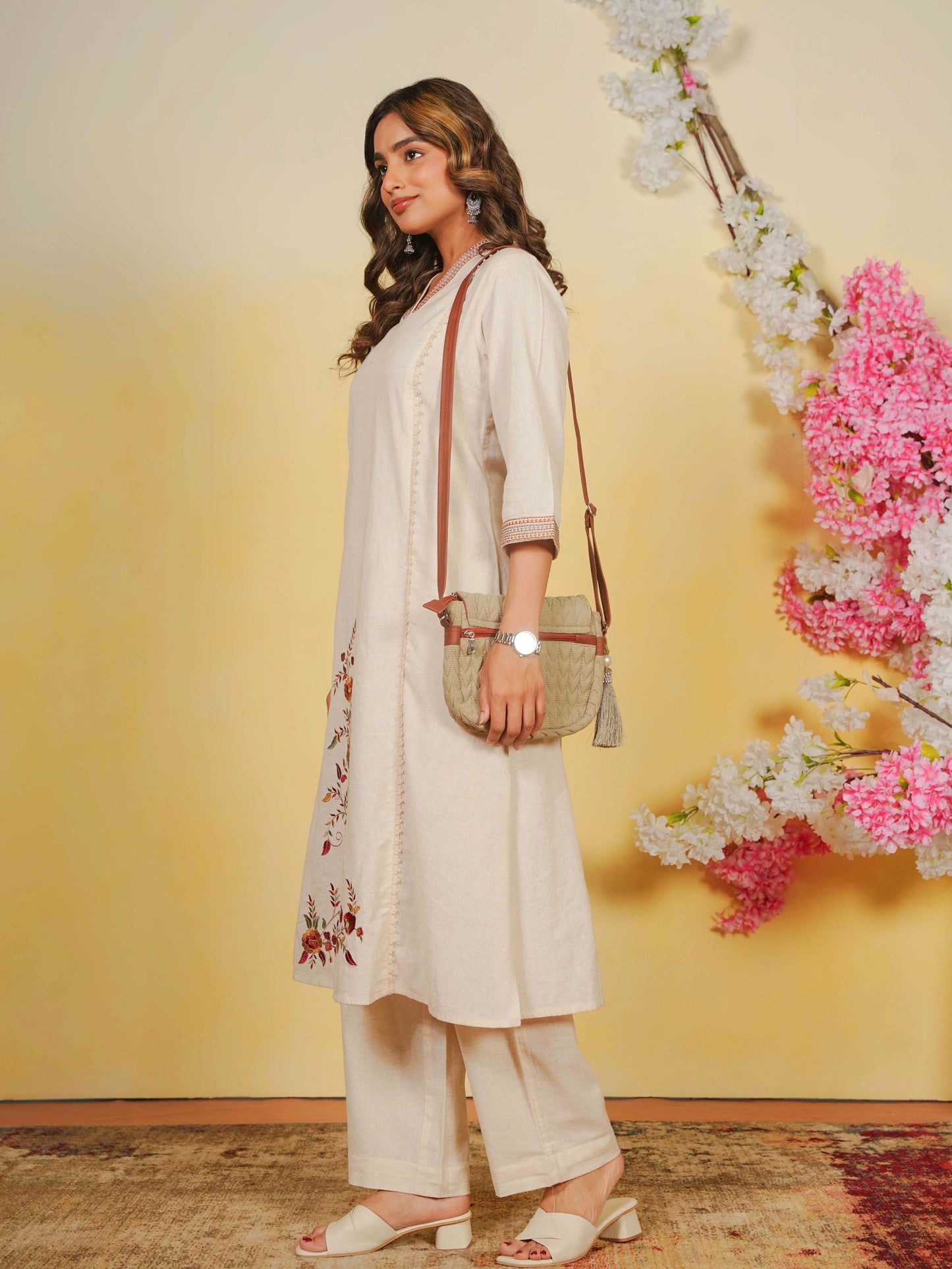 Embroidered Linen Cotton Solid Straight Off White Kurta