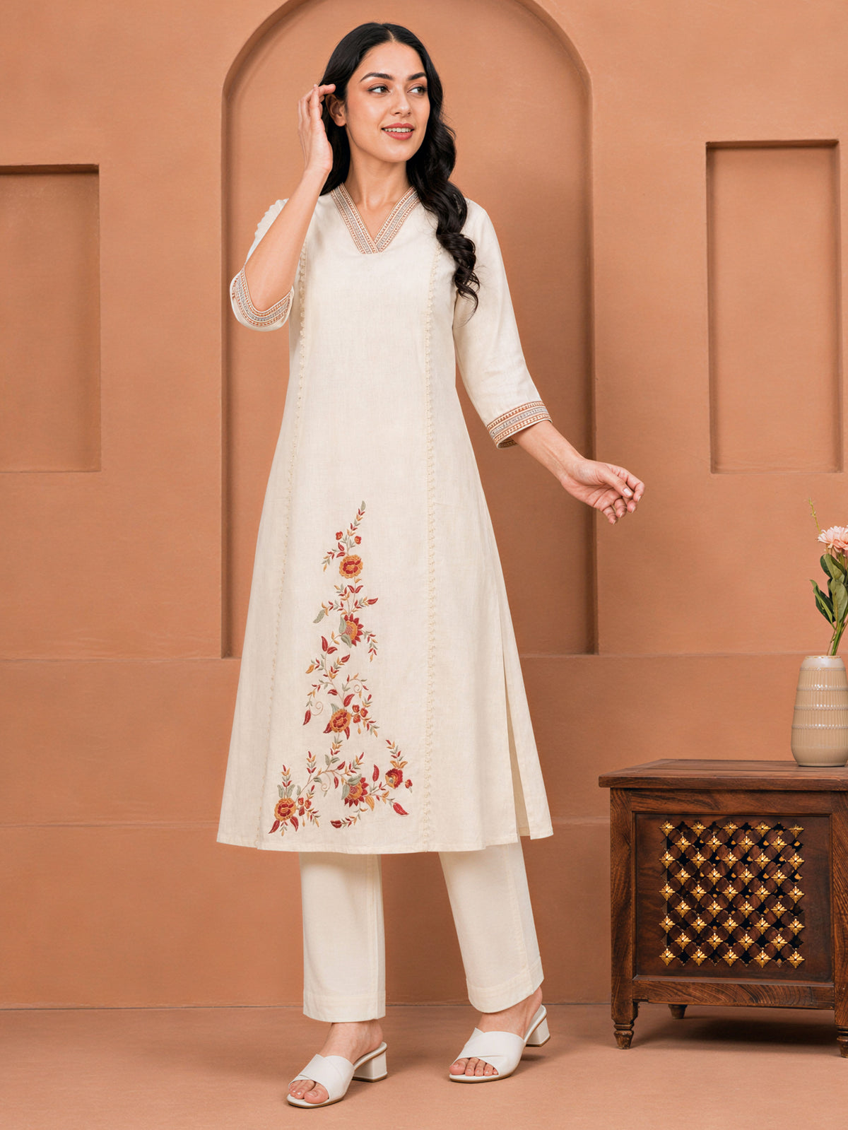 Embroidered Linen Cotton Solid Straight Off White Kurta