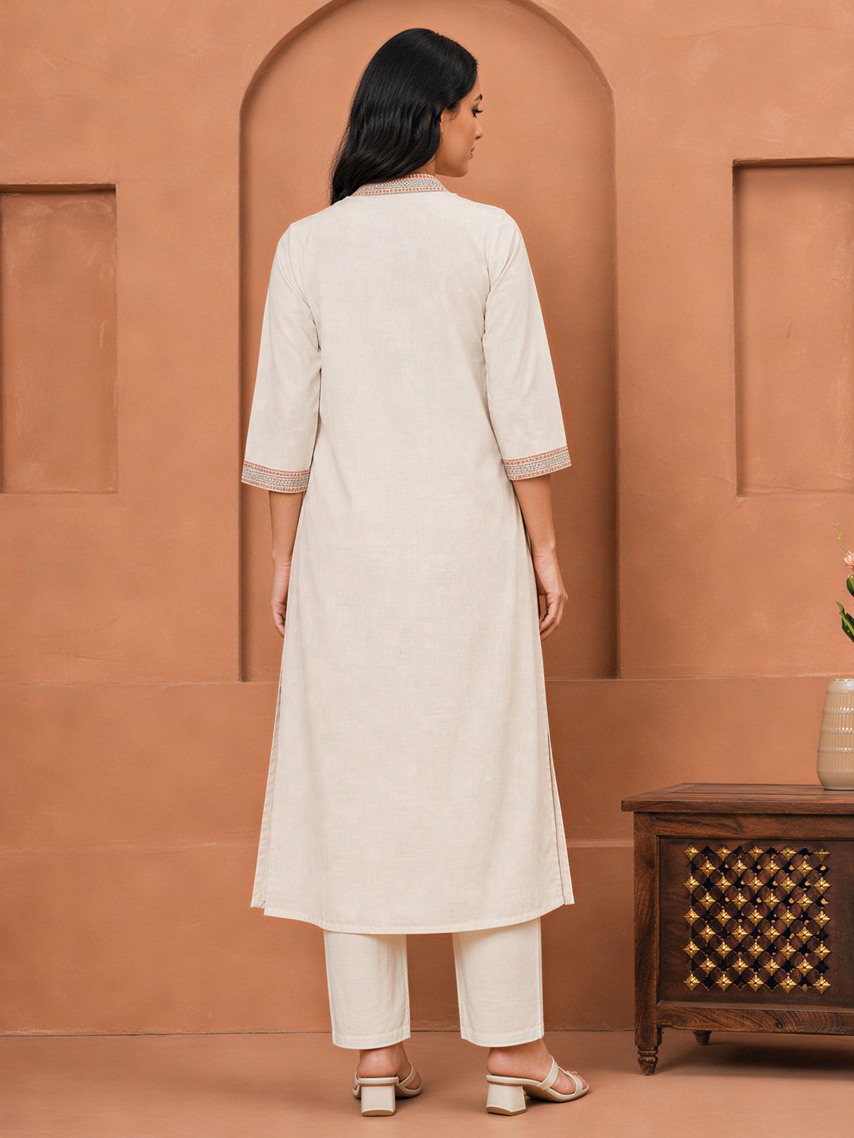 Embroidered Linen Cotton Solid Straight Off White Kurta