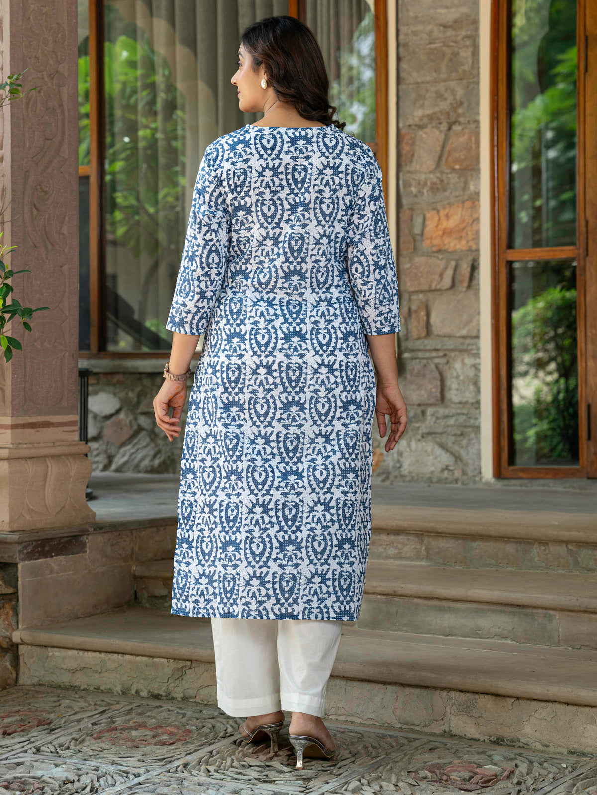 Embroidered Soft Cotton Batik Straight Blue Kurta