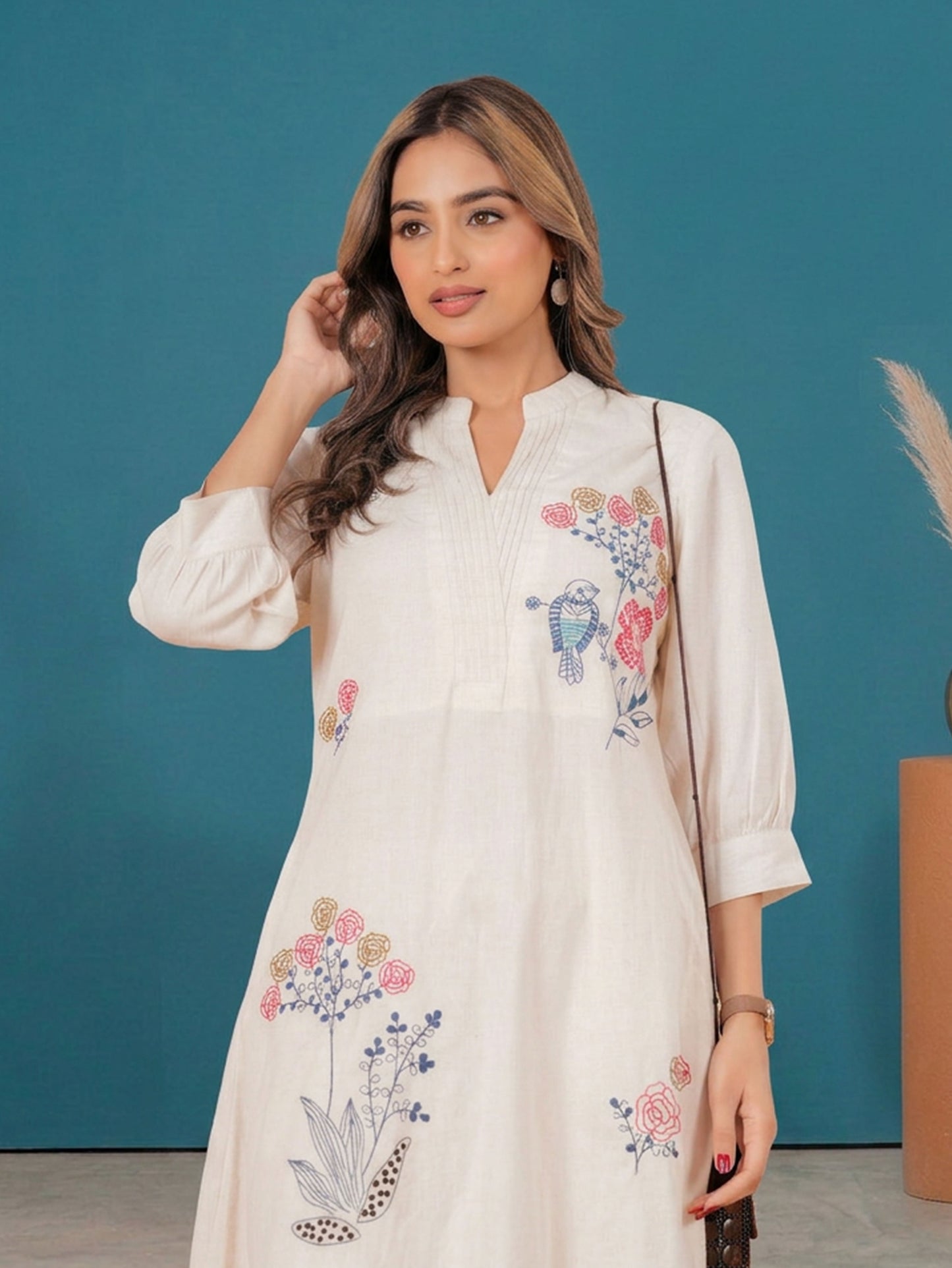 Embroidered Linen Cotton Solid A-line Off White Kurta
