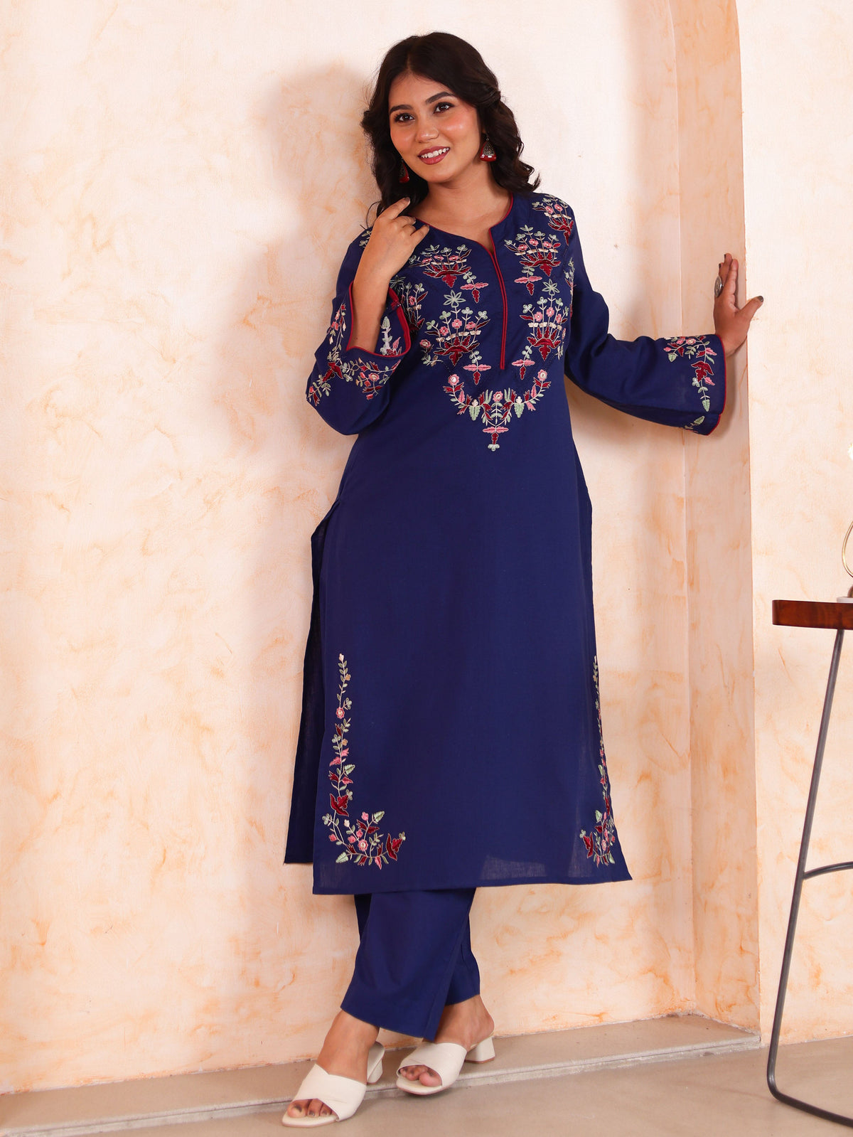 Embroidered Linen cotton Solid Straight Blue Kurta