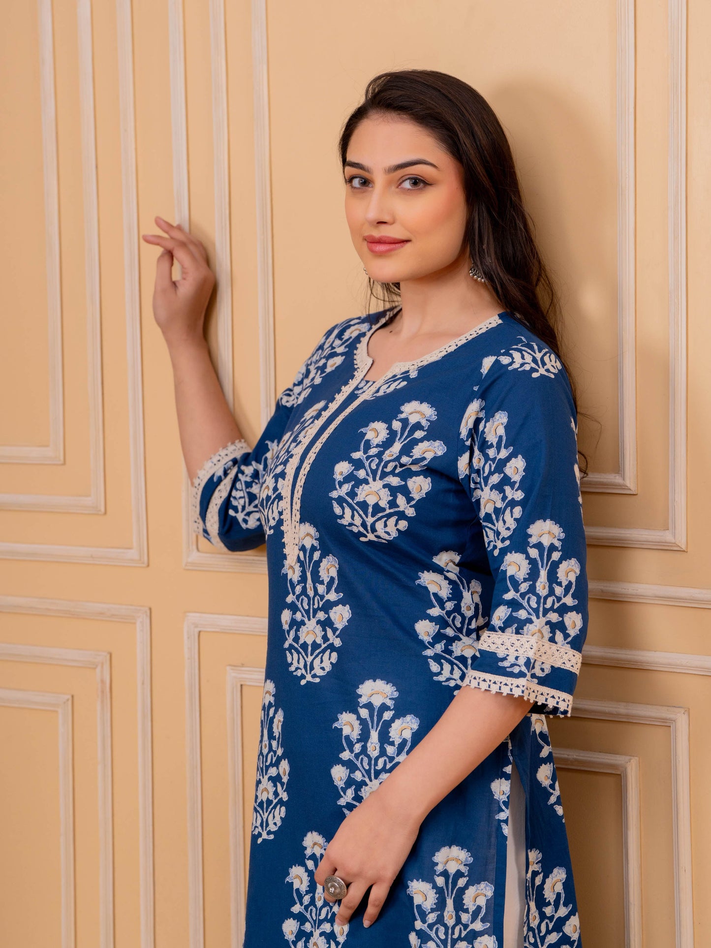 Soft Cotton Floral Straight Blue Kurta