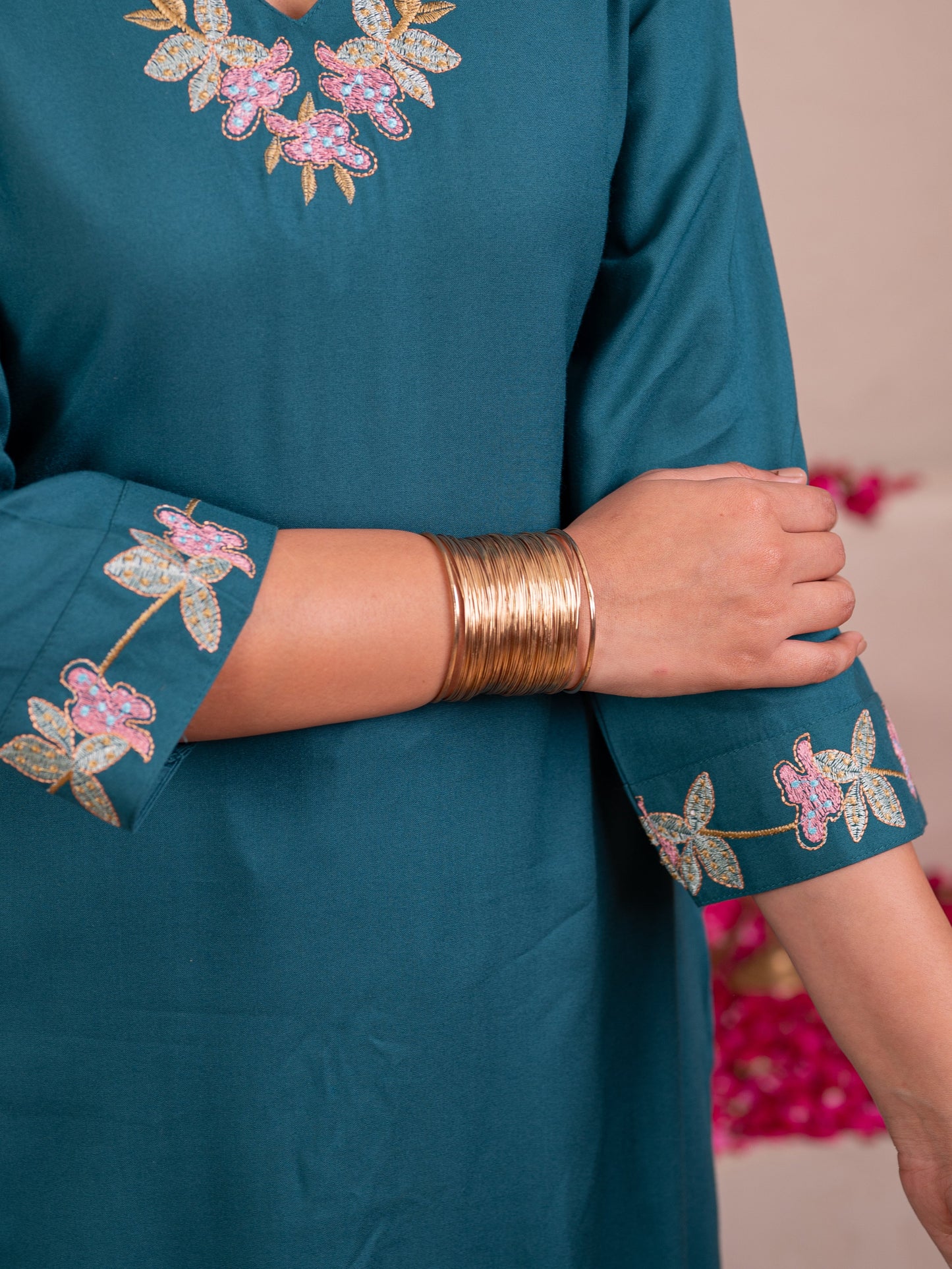 Embroidered Viscose Solid Straight Teal Kurta