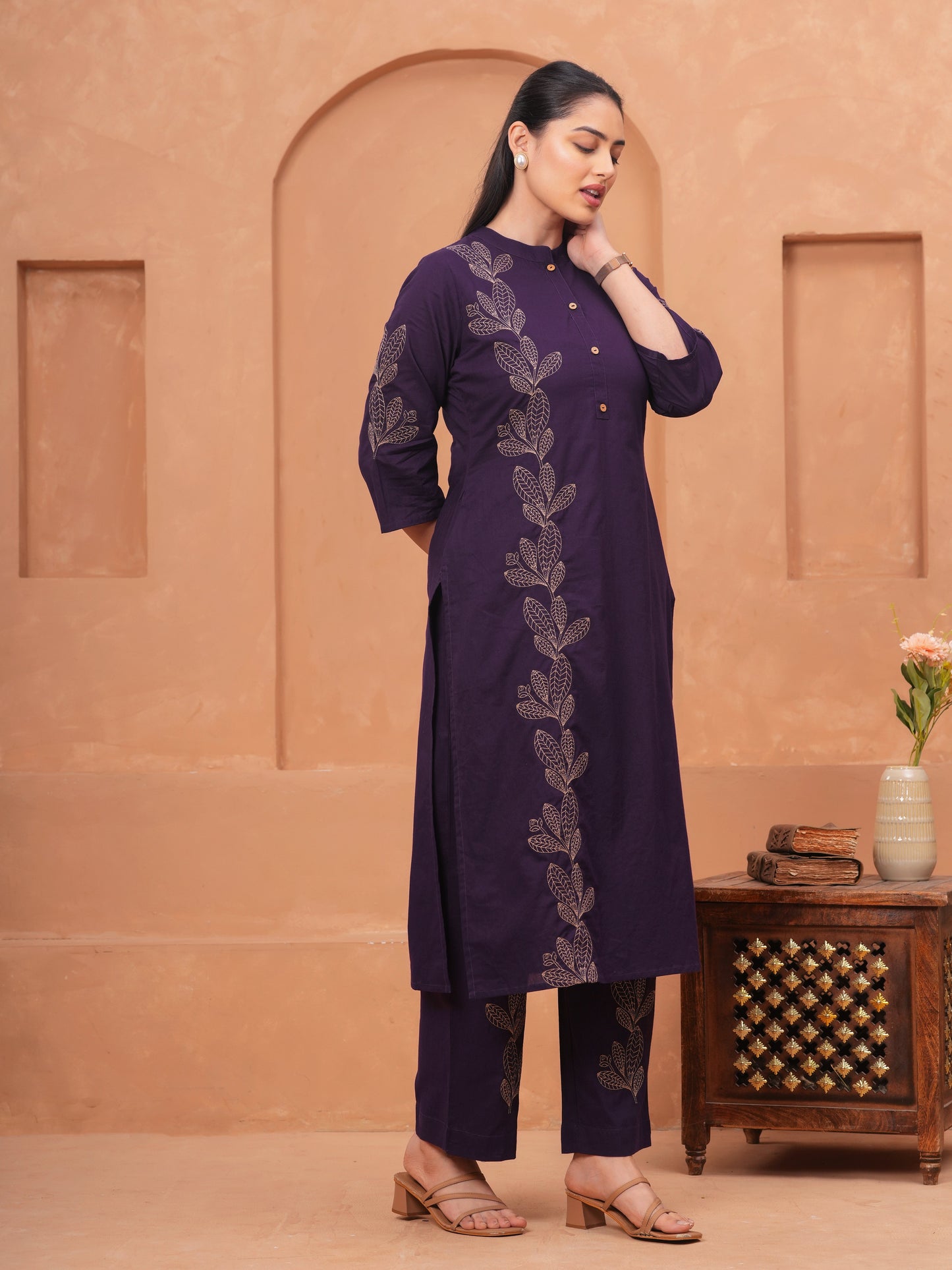 Embroidered Soft Cotton Solid Straight Violet Kurta