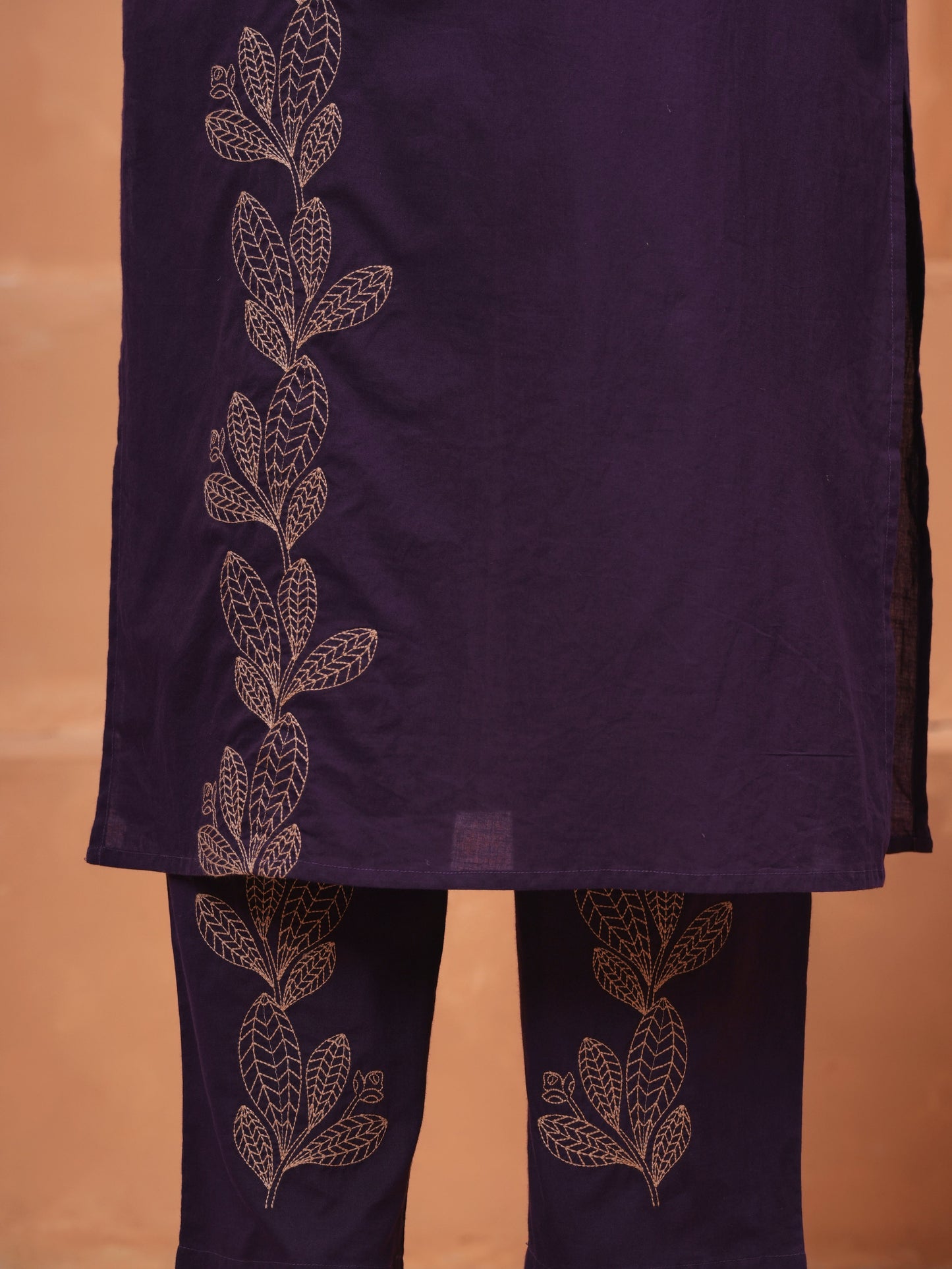 Embroidered Soft Cotton Solid Straight Violet Kurta