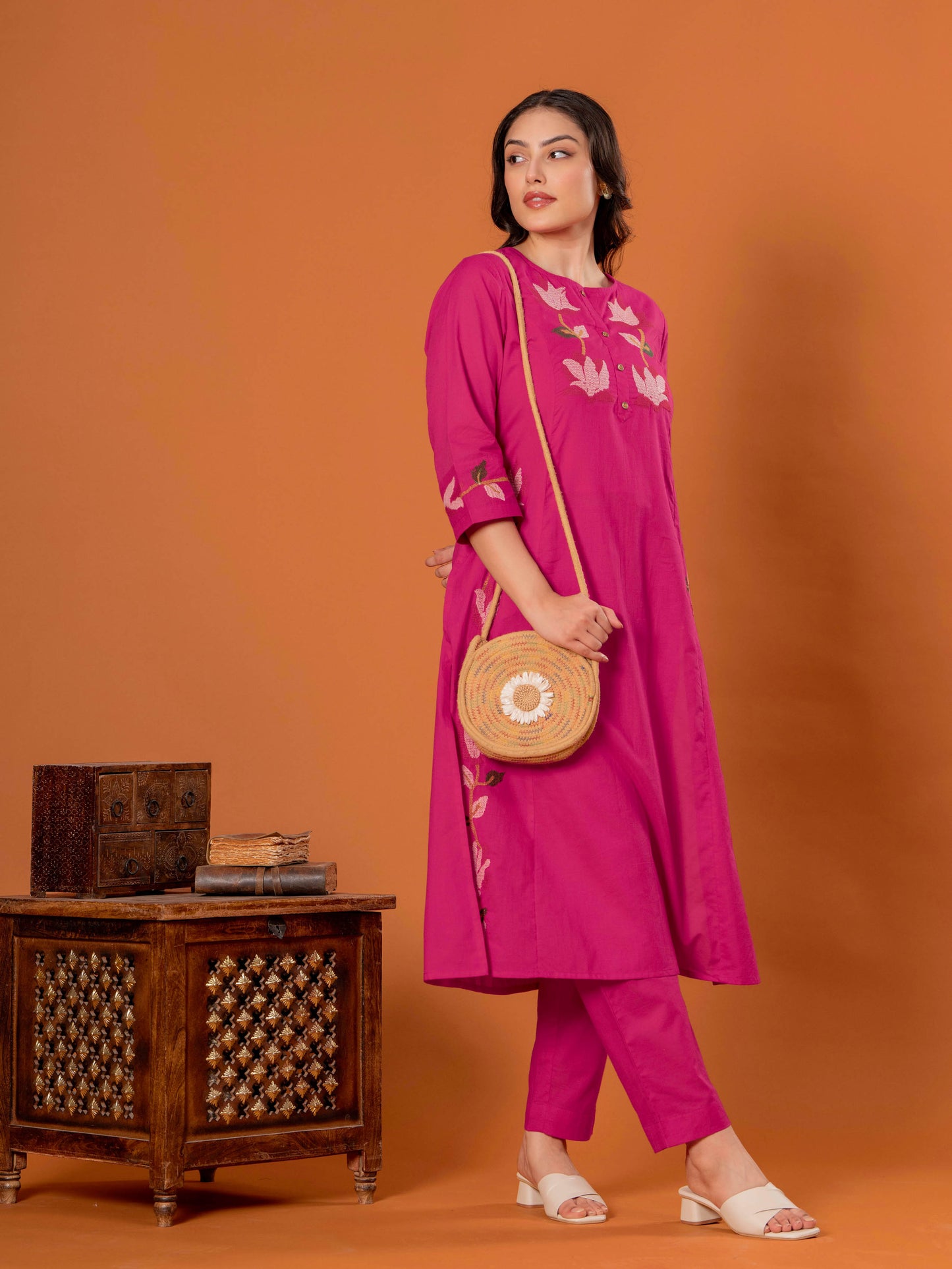Embroidered Soft Cotton Solid Straight Pink Kurta