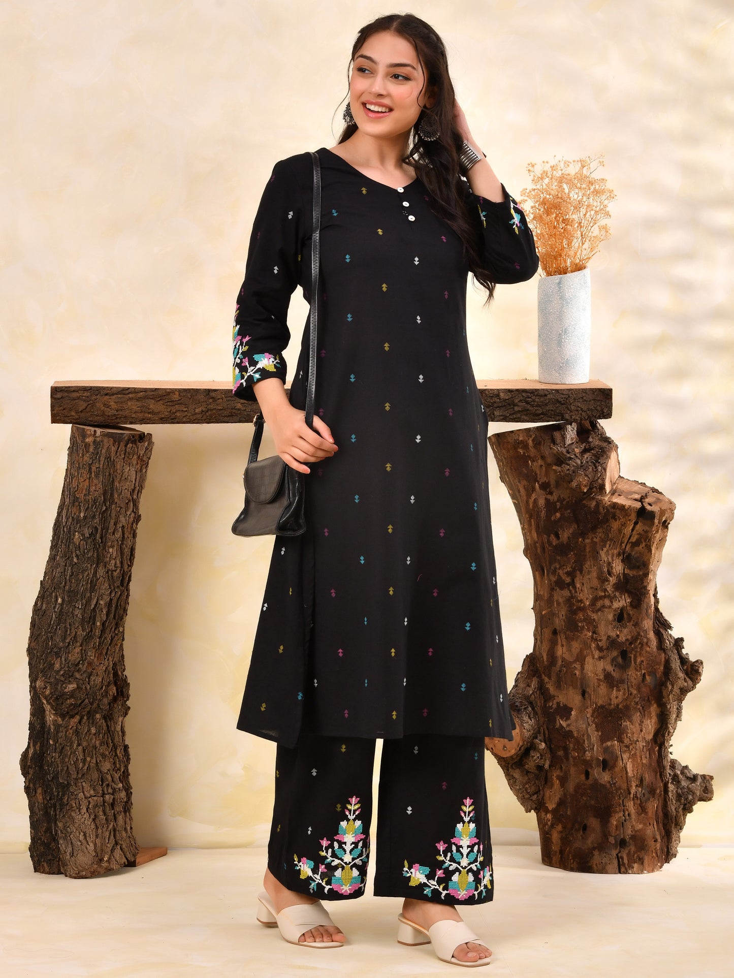 Embroidered Linen cotton Butti A-line Black Kurta