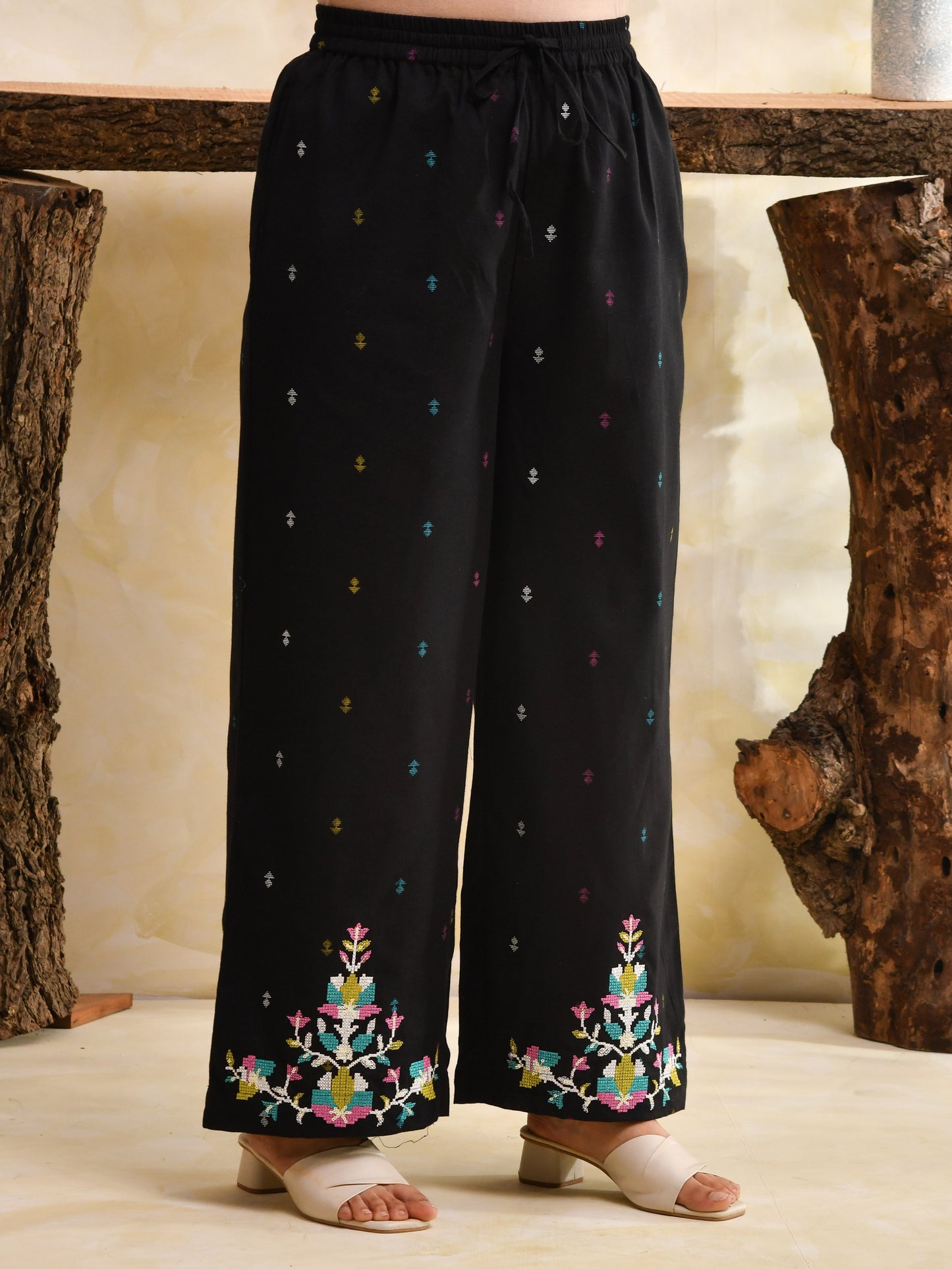 Embroidered Linen cotton Butti A-line Black Kurta