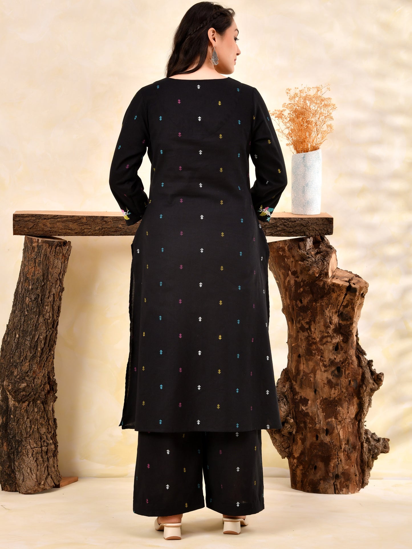 Embroidered Linen cotton Butti A-line Black Kurta
