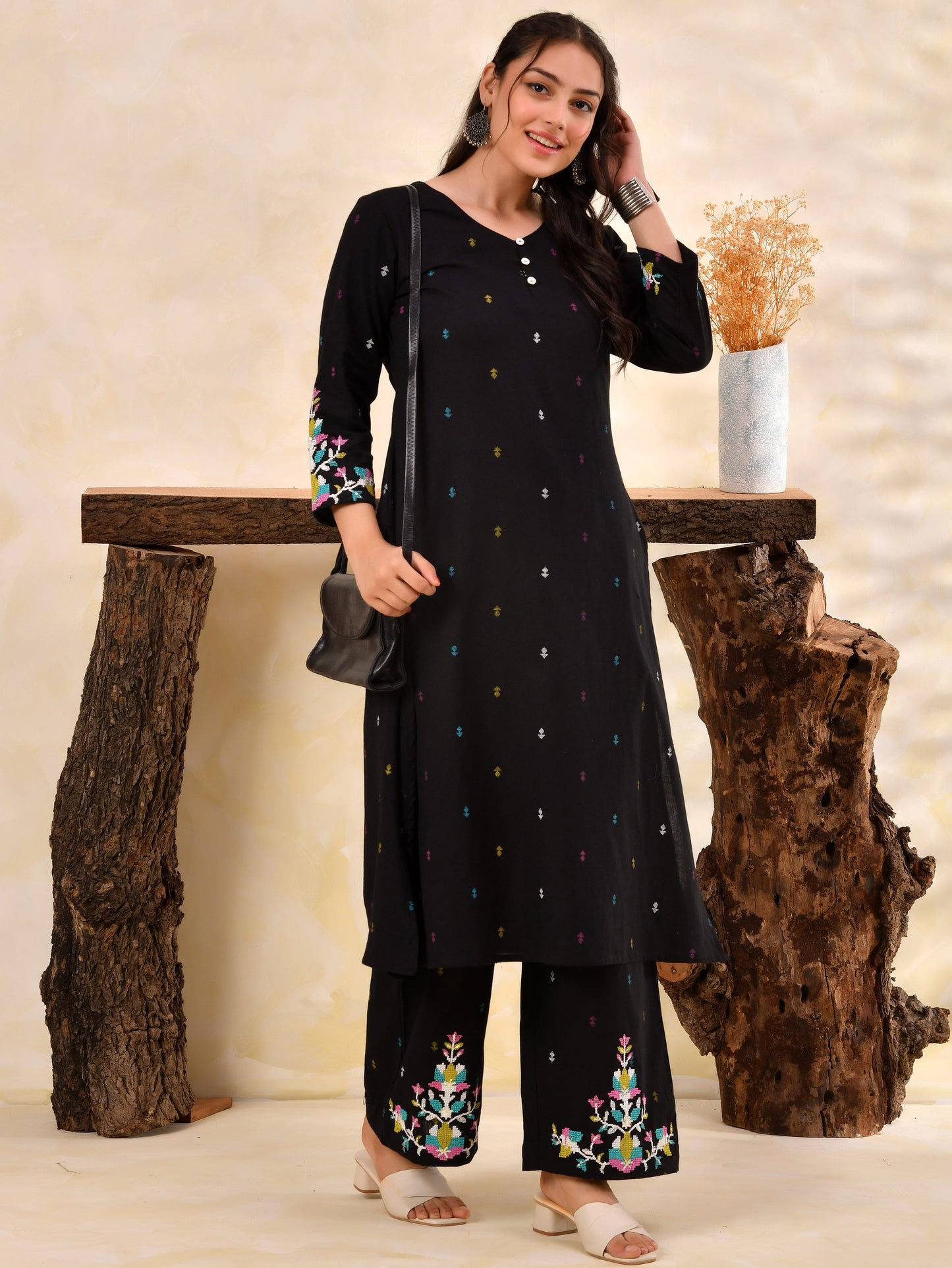 Embroidered Linen cotton Butti A-line Black Kurta