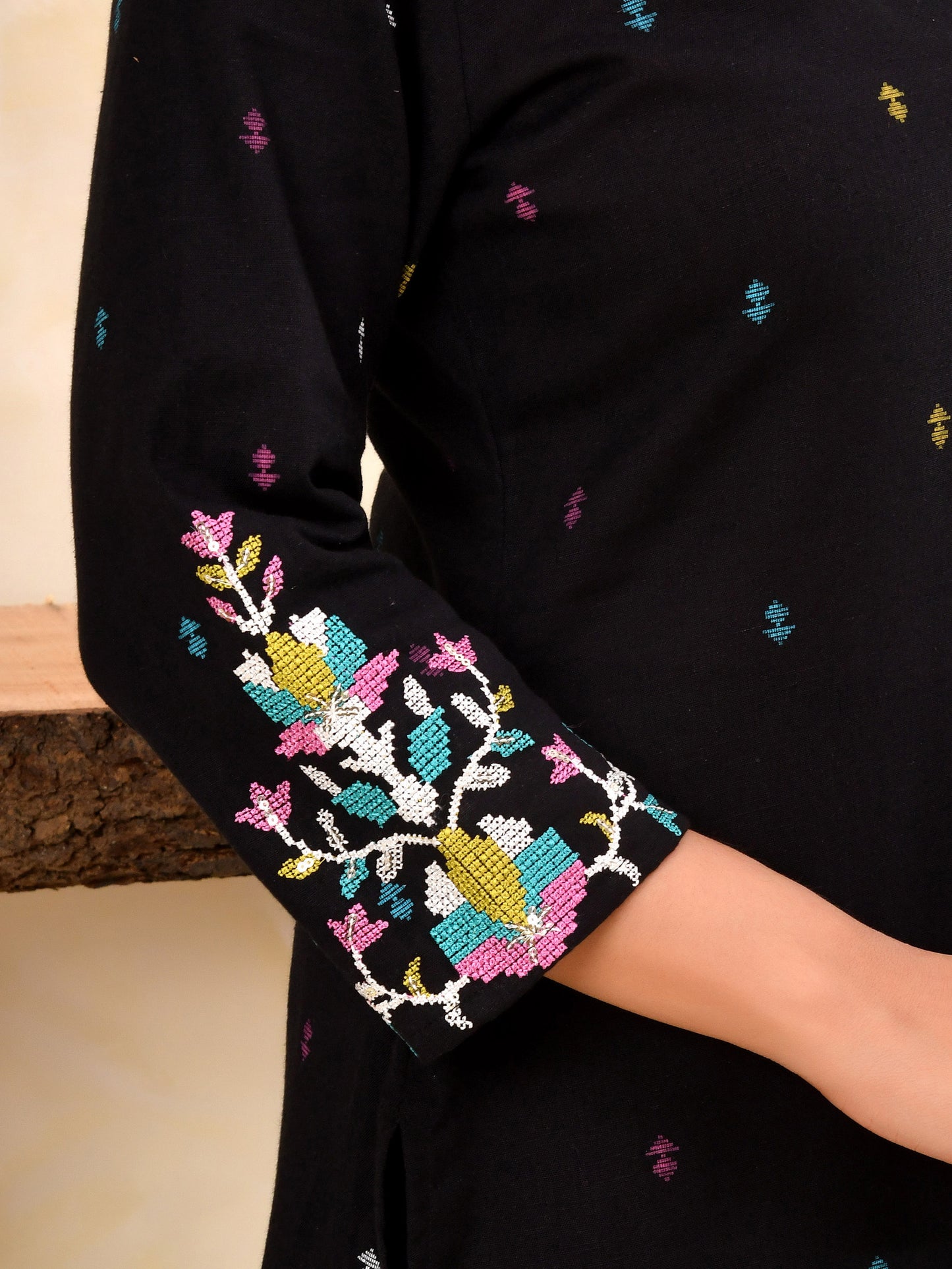 Embroidered Linen cotton Butti A-line Black Kurta