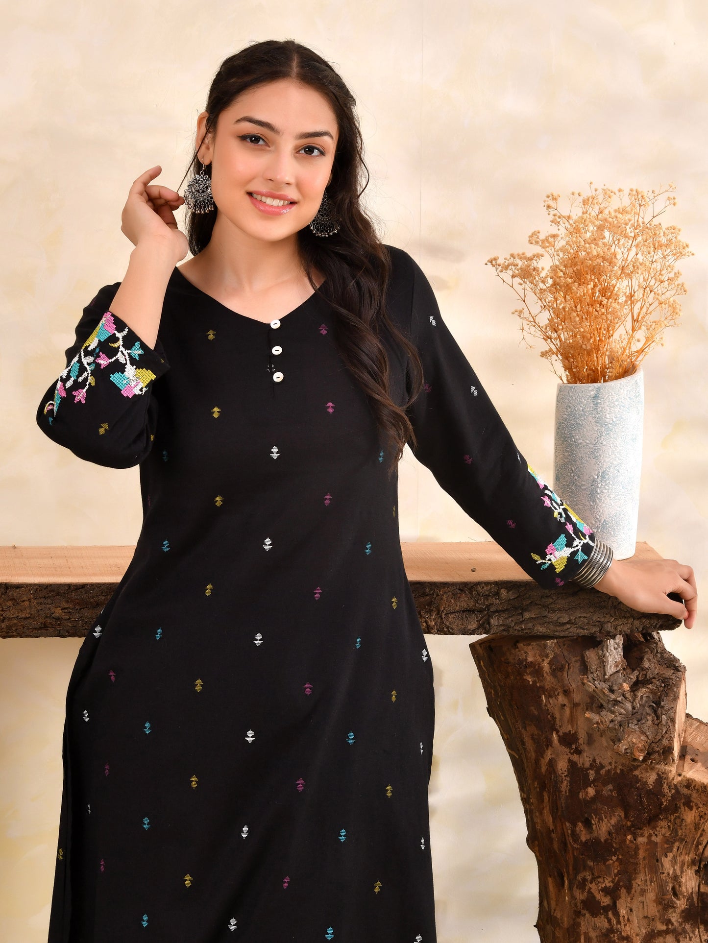 Embroidered Linen cotton Butti A-line Black Kurta