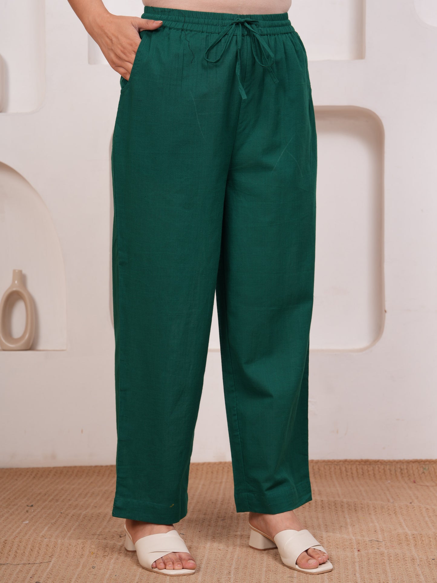 Embroidered Slub cotton Solid Straight Emerald Green Kurta