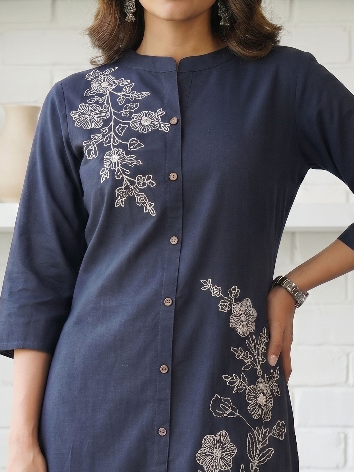 Embroidered Slub cotton Solid Straight Navy Blue Kurta