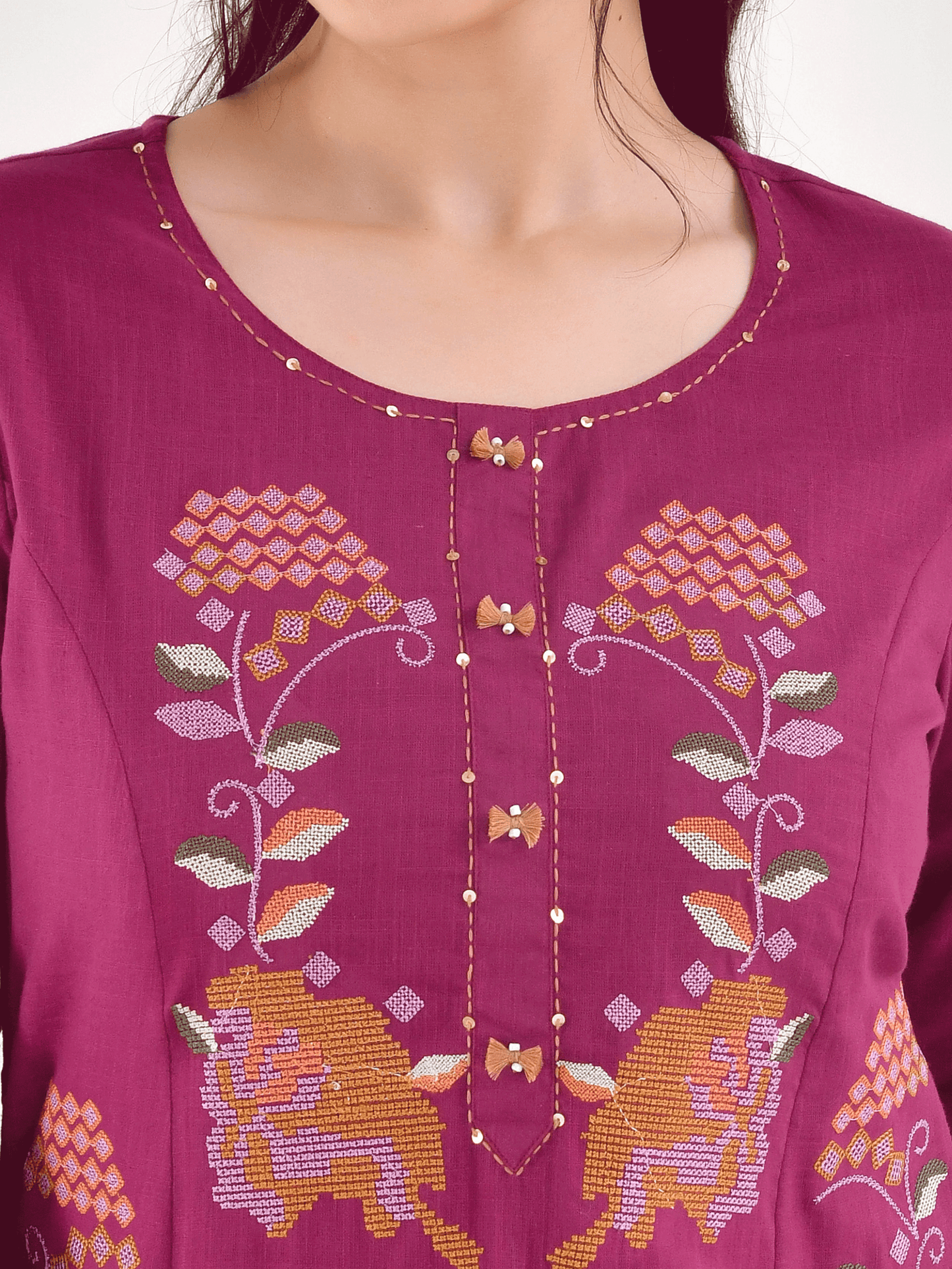 Embroidered Slub cotton Solid Straight Wine Kurta