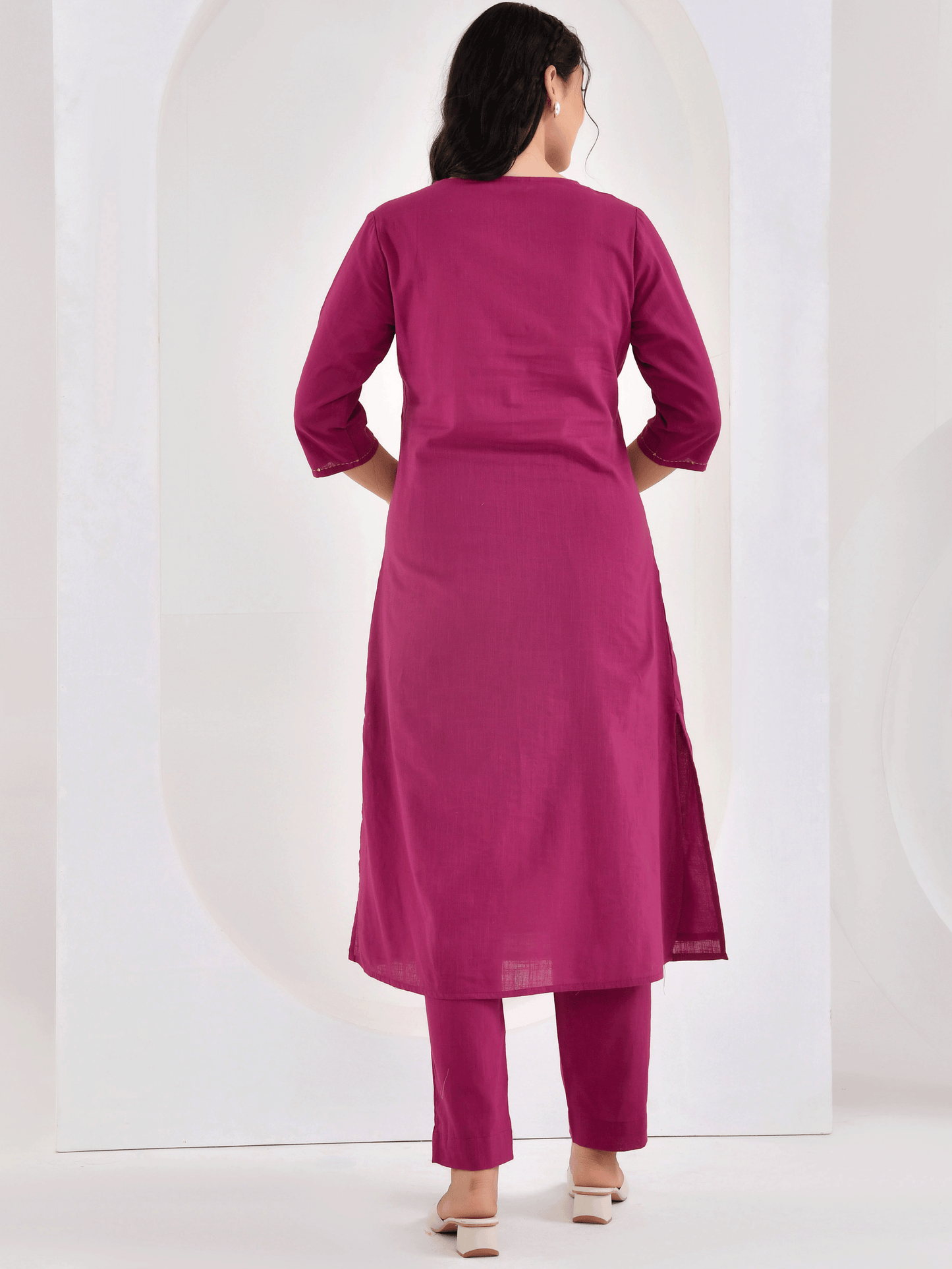 Embroidered Slub cotton Solid Straight Wine Kurta