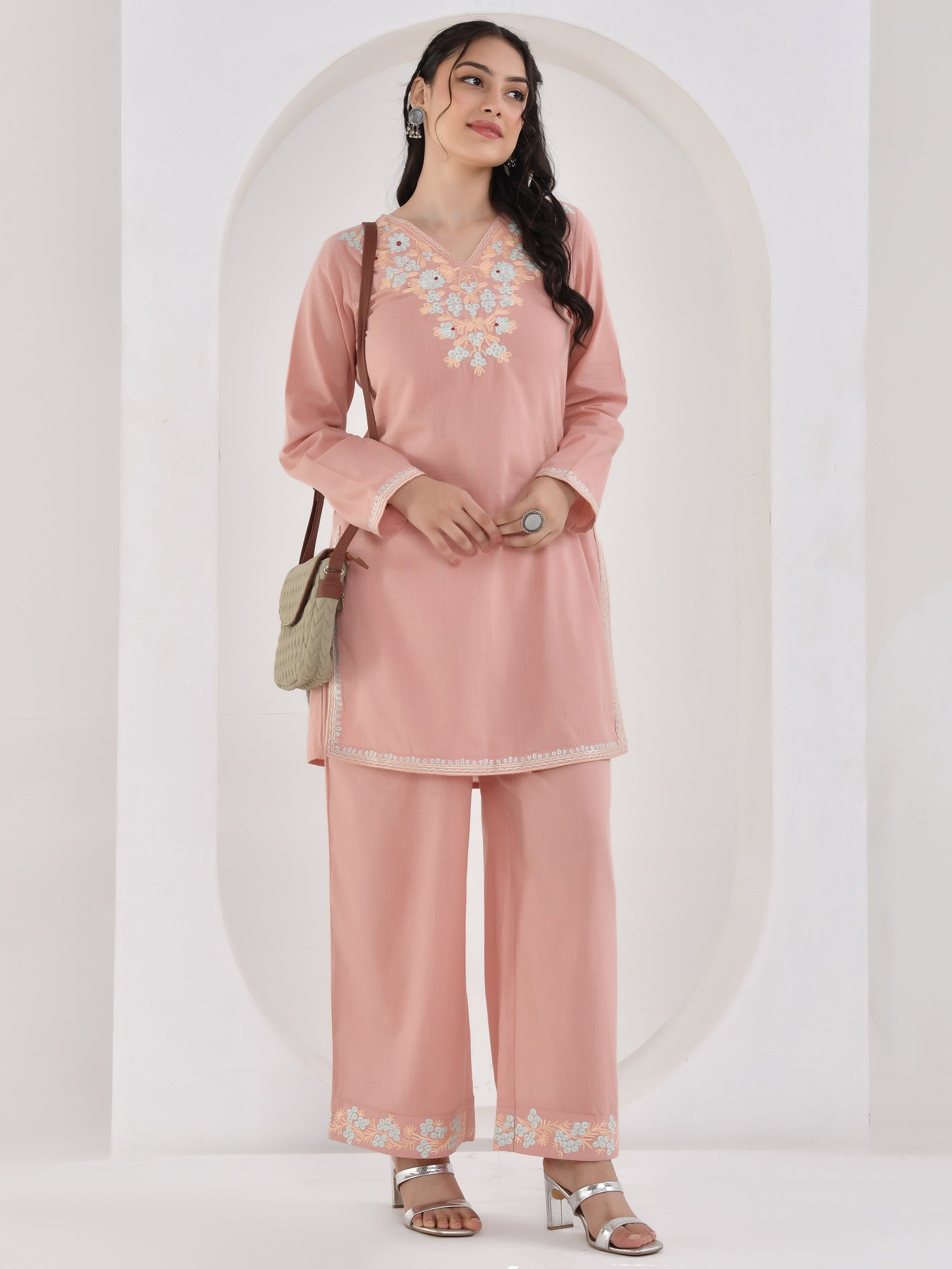 Embroidered Slub cotton Solid Straight Peach Kurta