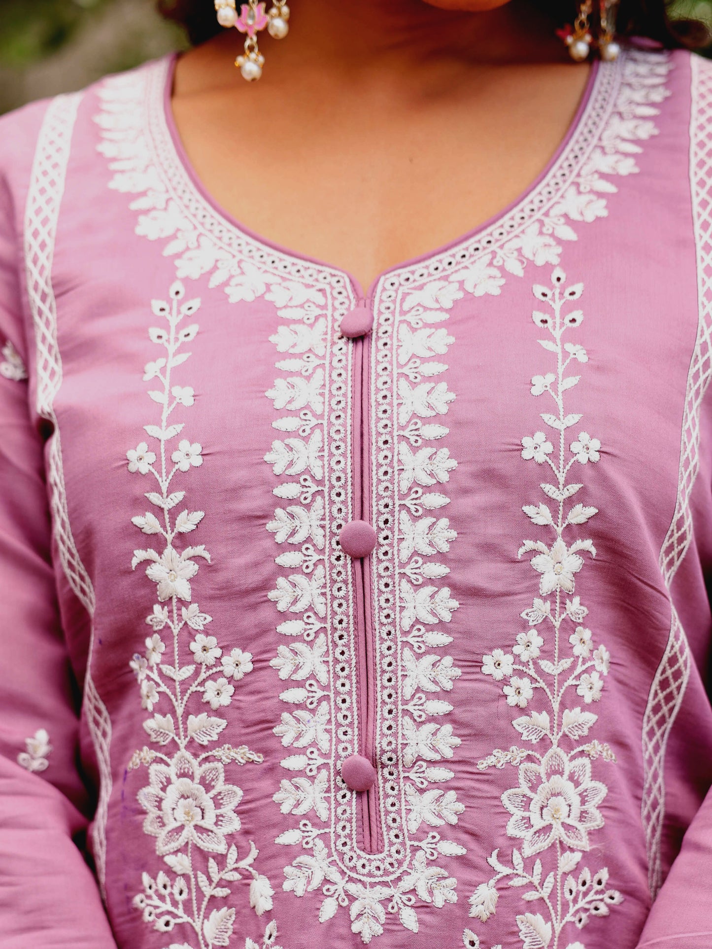 Embroidered Chanderi Solid Straight Lavender Kurta