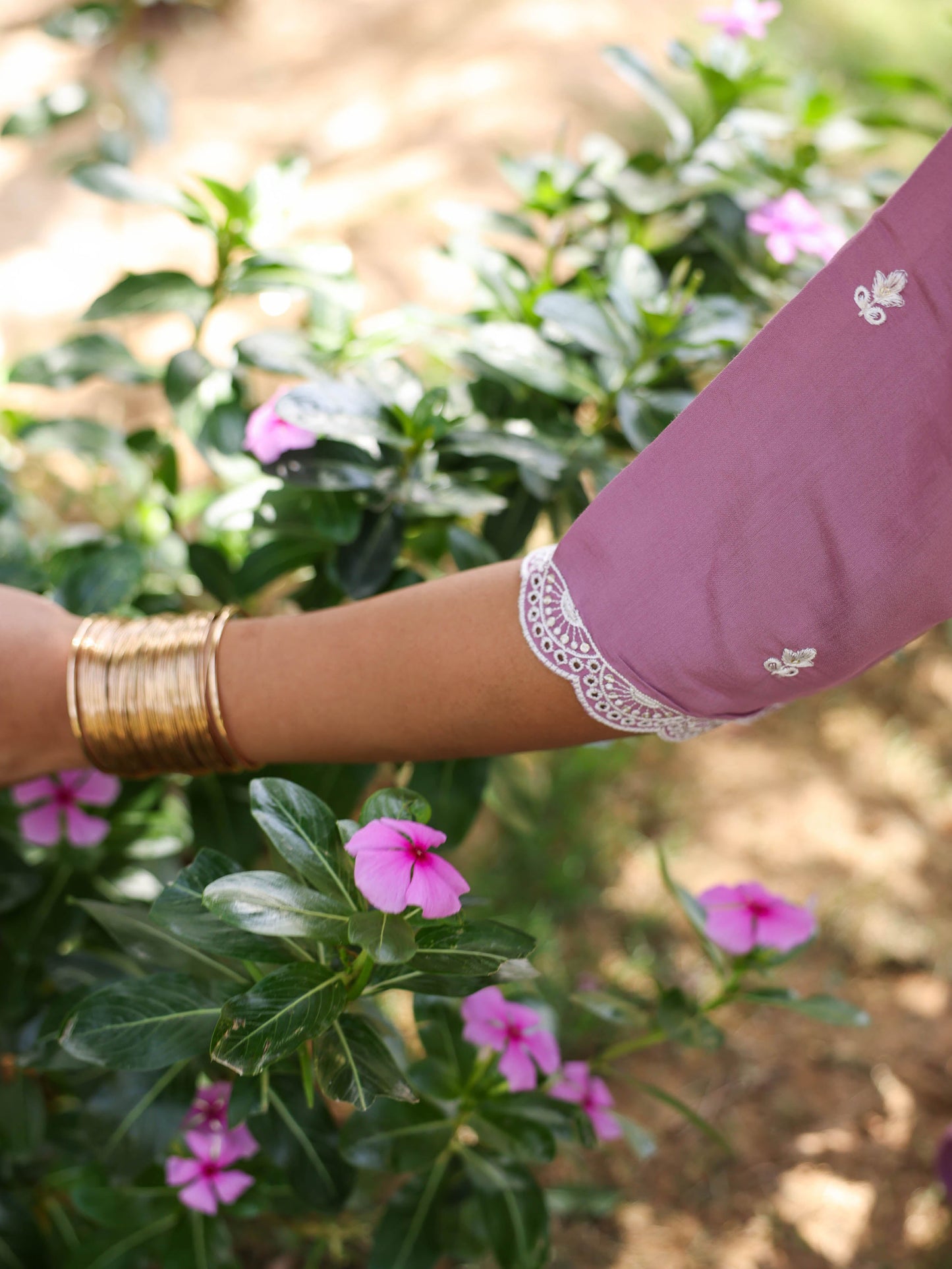 Embroidered Chanderi Solid Straight Lavender Kurta