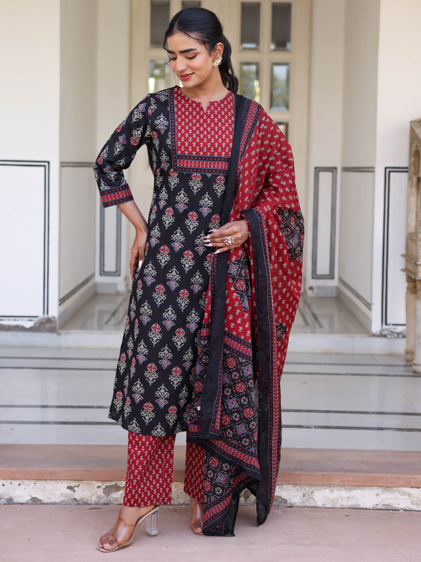 Cotton voile Ethnic Motifs Maroon Dupatta