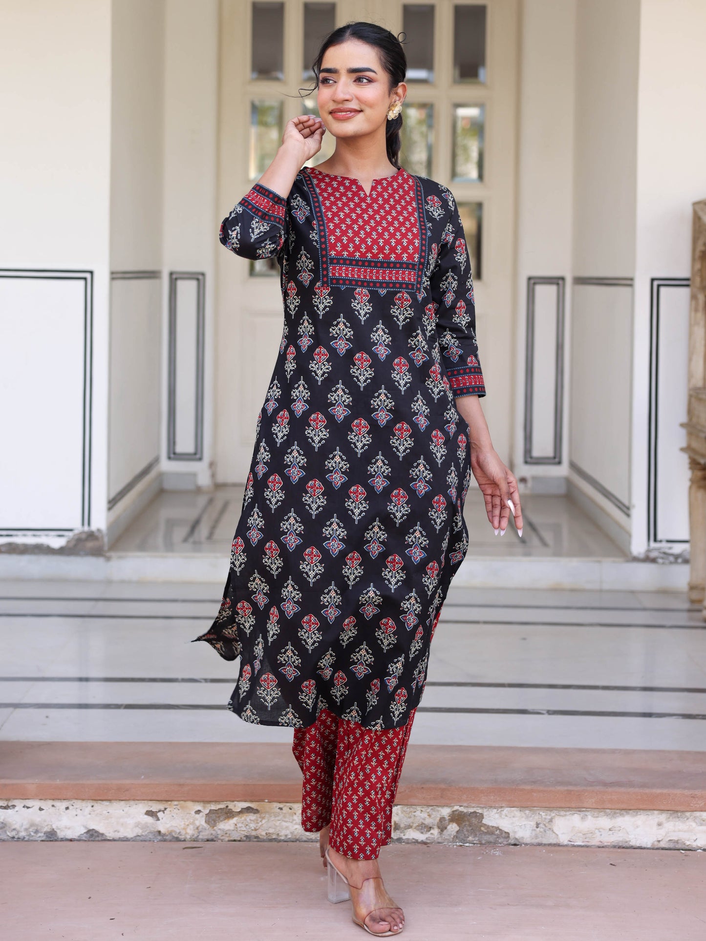 Soft cotton Ethnic Motifs Straight Black Kurta