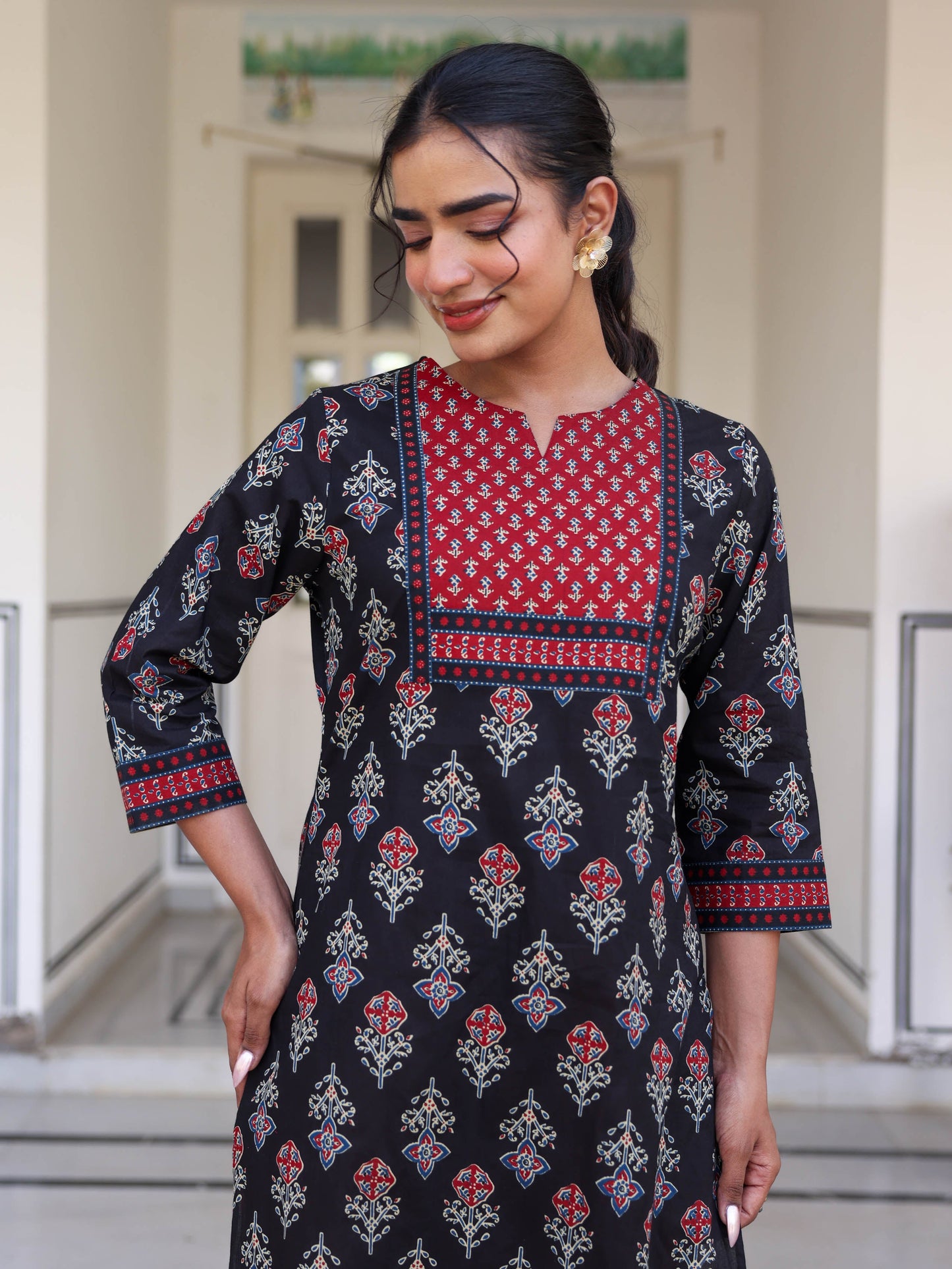 Soft cotton Ethnic Motifs Straight Black Kurta