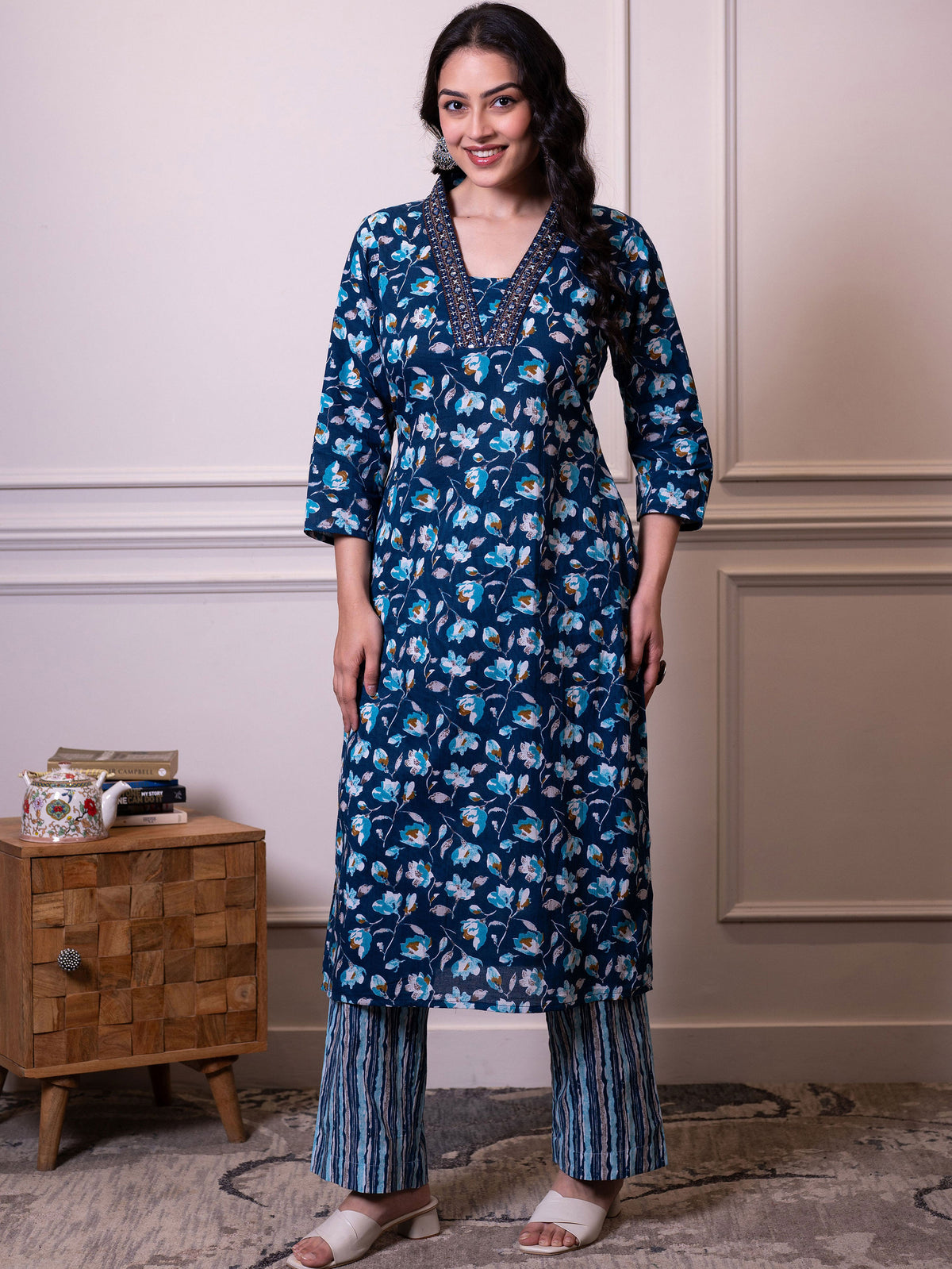 Embroidered Soft cotton Floral Straight Indigo blue Kurta